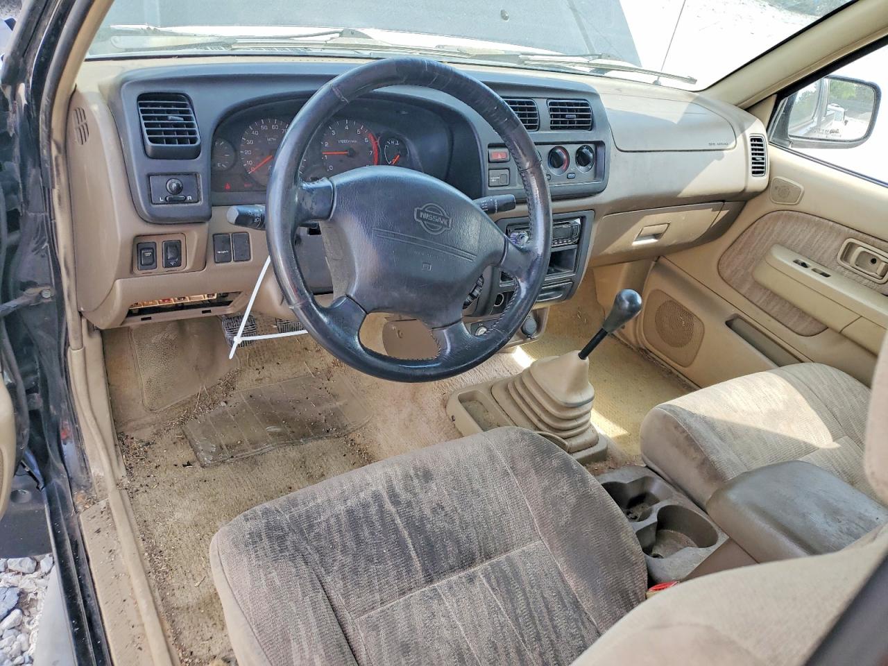 2000 Nissan Frontier Xe Desert Runner Black vin: 1N6ED26T8YC394376