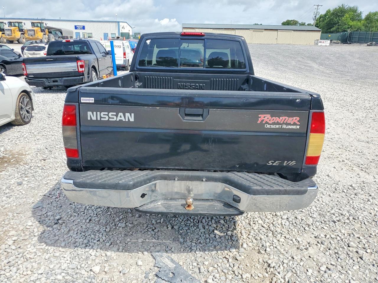2000 Nissan Frontier Xe Desert Runner Black vin: 1N6ED26T8YC394376