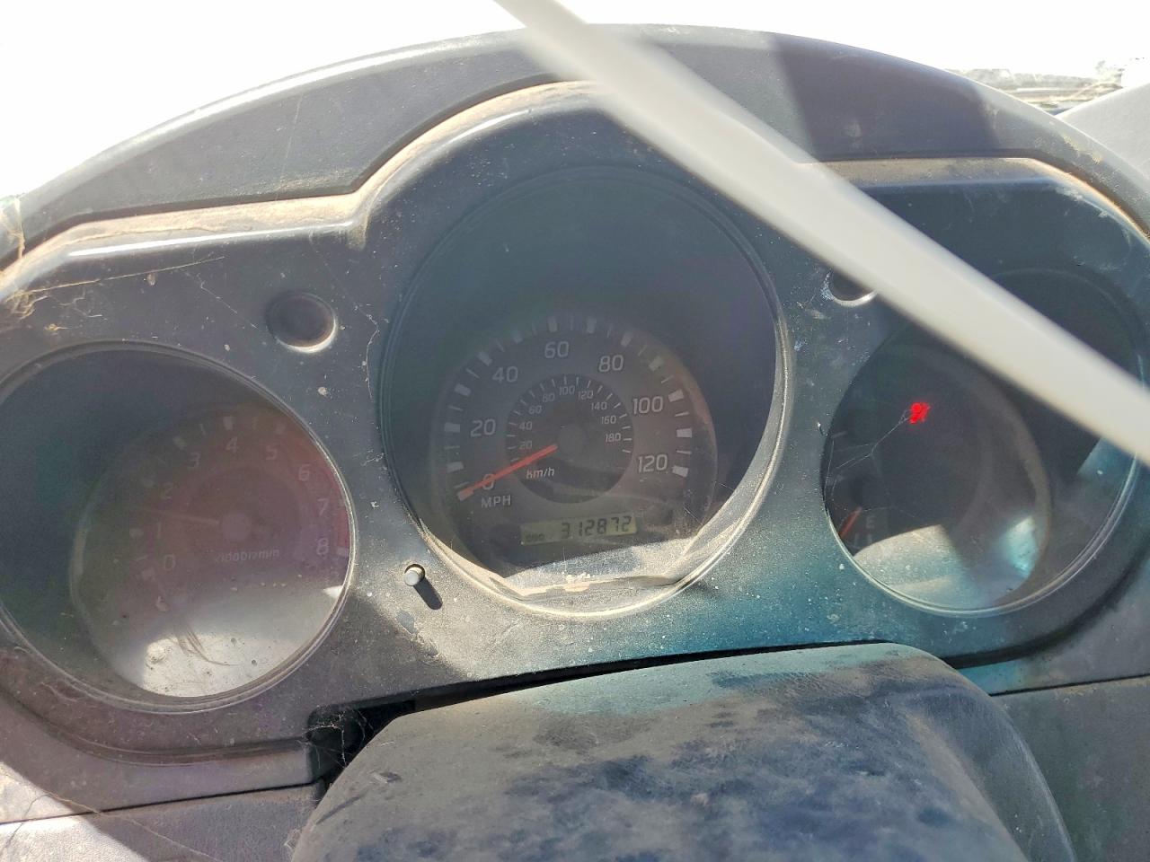 2002 Nissan Frontier Xe-v6 Desert Runner Белый vin: 1N6ED26T92C309696