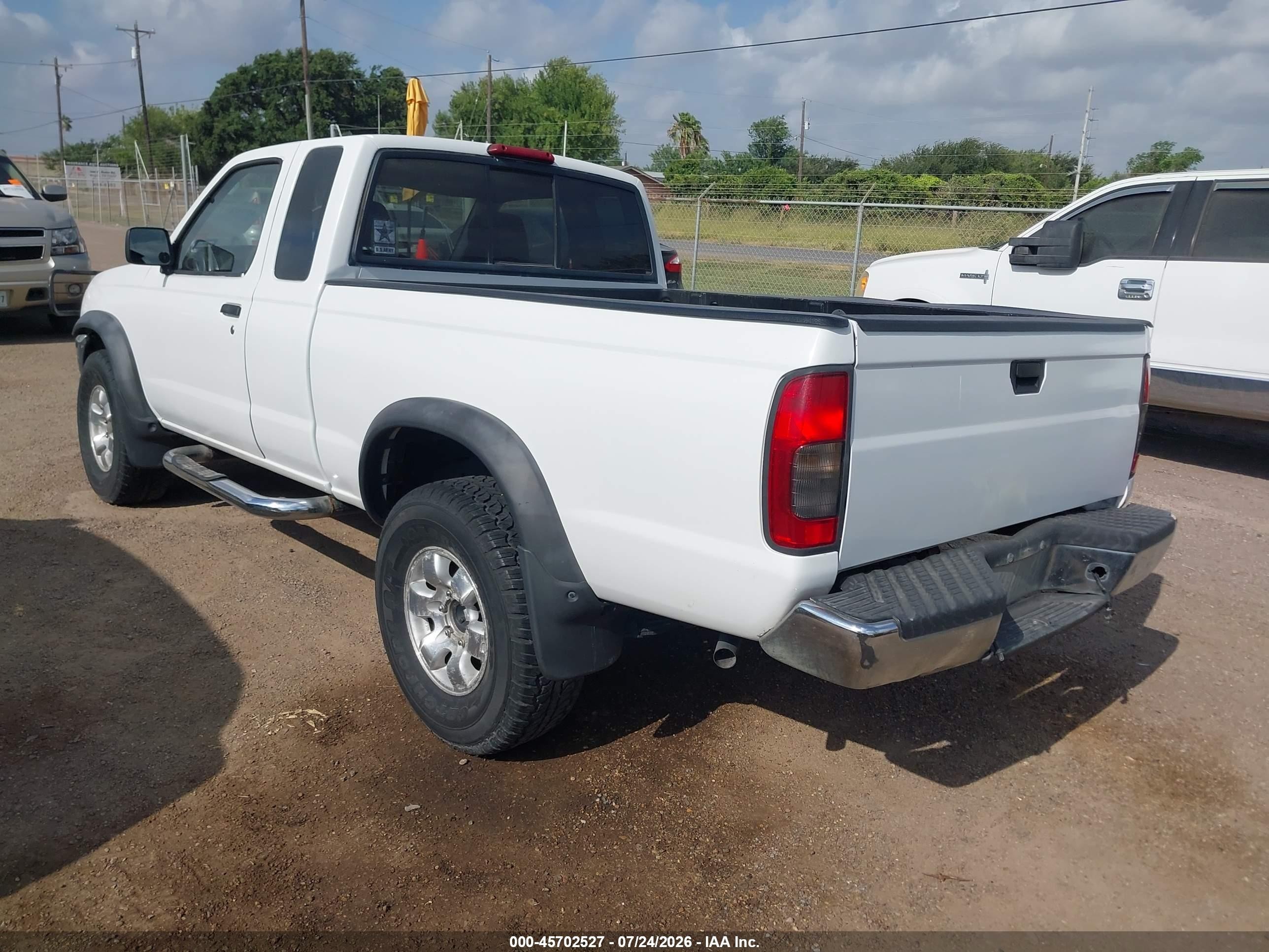 2000 Nissan Frontier Desert Runner Se-v6/desert Runner Xe-v6 White vin: 1N6ED26TXYC306475