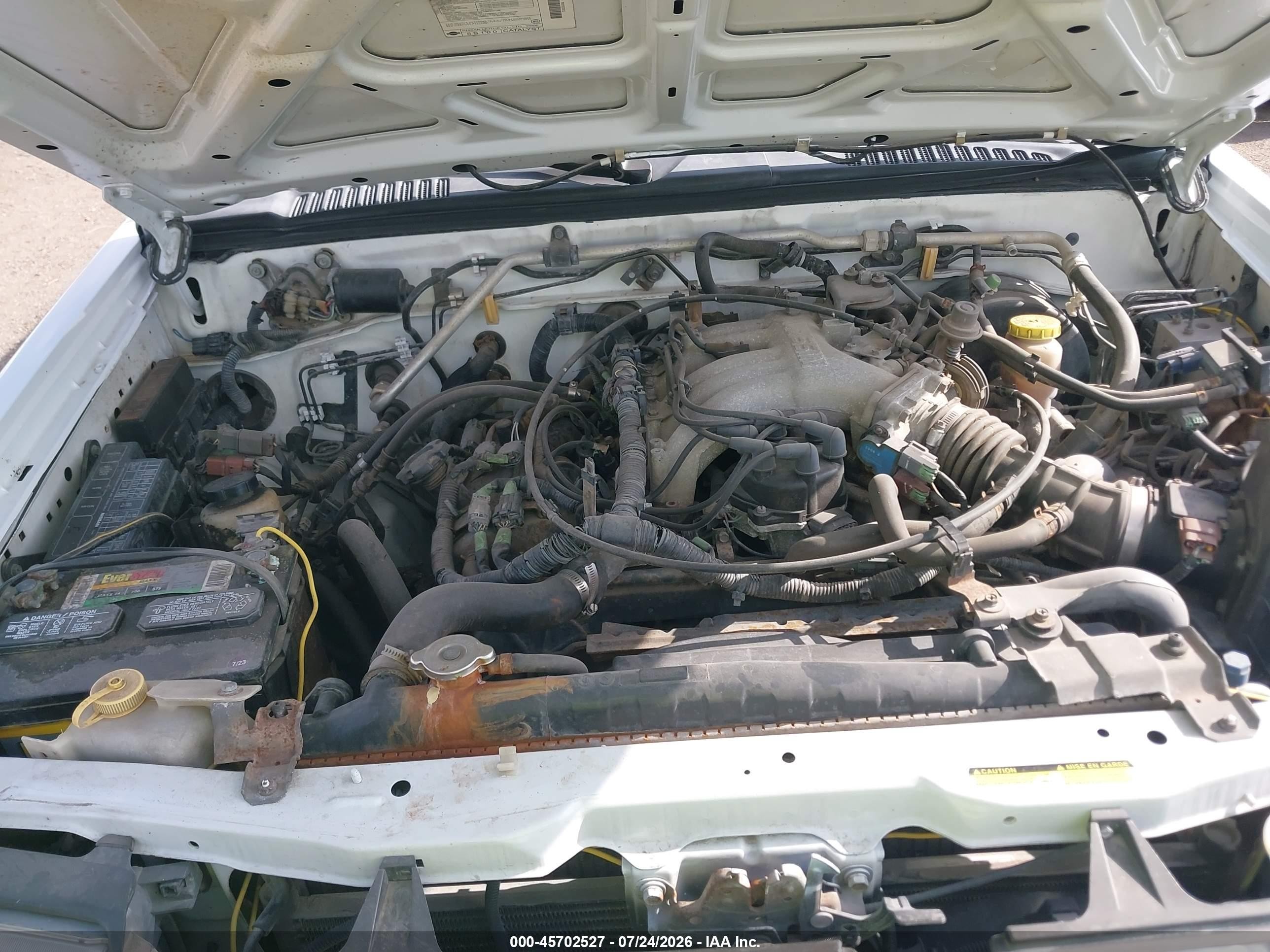 2000 Nissan Frontier Desert Runner Se-v6/desert Runner Xe-v6 White vin: 1N6ED26TXYC306475