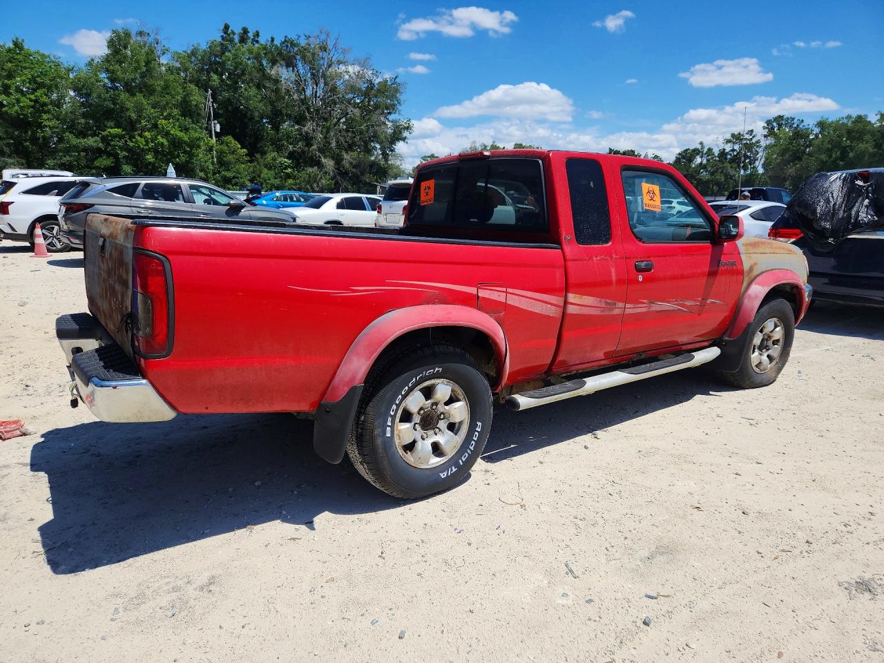 2000 Nissan Frontier Xe Desert Runner Красный vin: 1N6ED26TXYC308579
