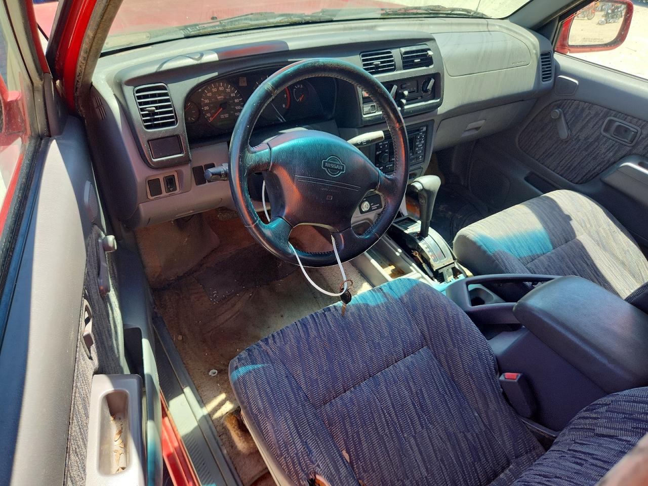 2000 Nissan Frontier Xe Desert Runner Красный vin: 1N6ED26TXYC308579