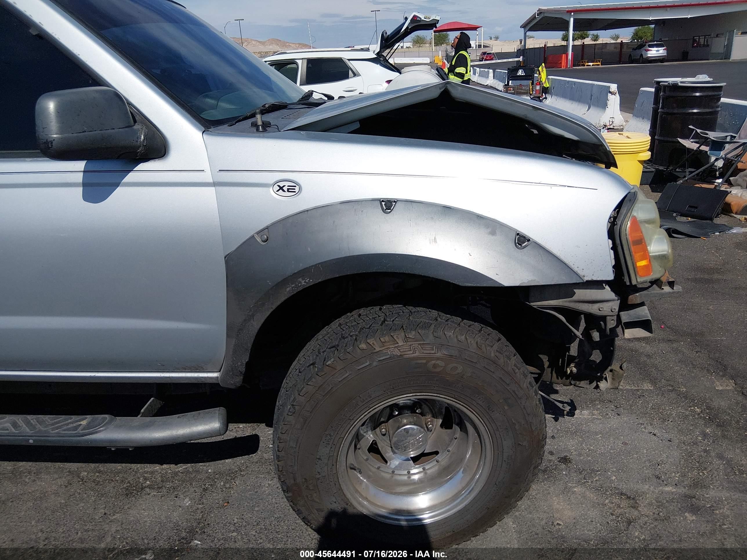 2001 Nissan Frontier Xe-v6 Silver vin: 1N6ED26Y01C387648