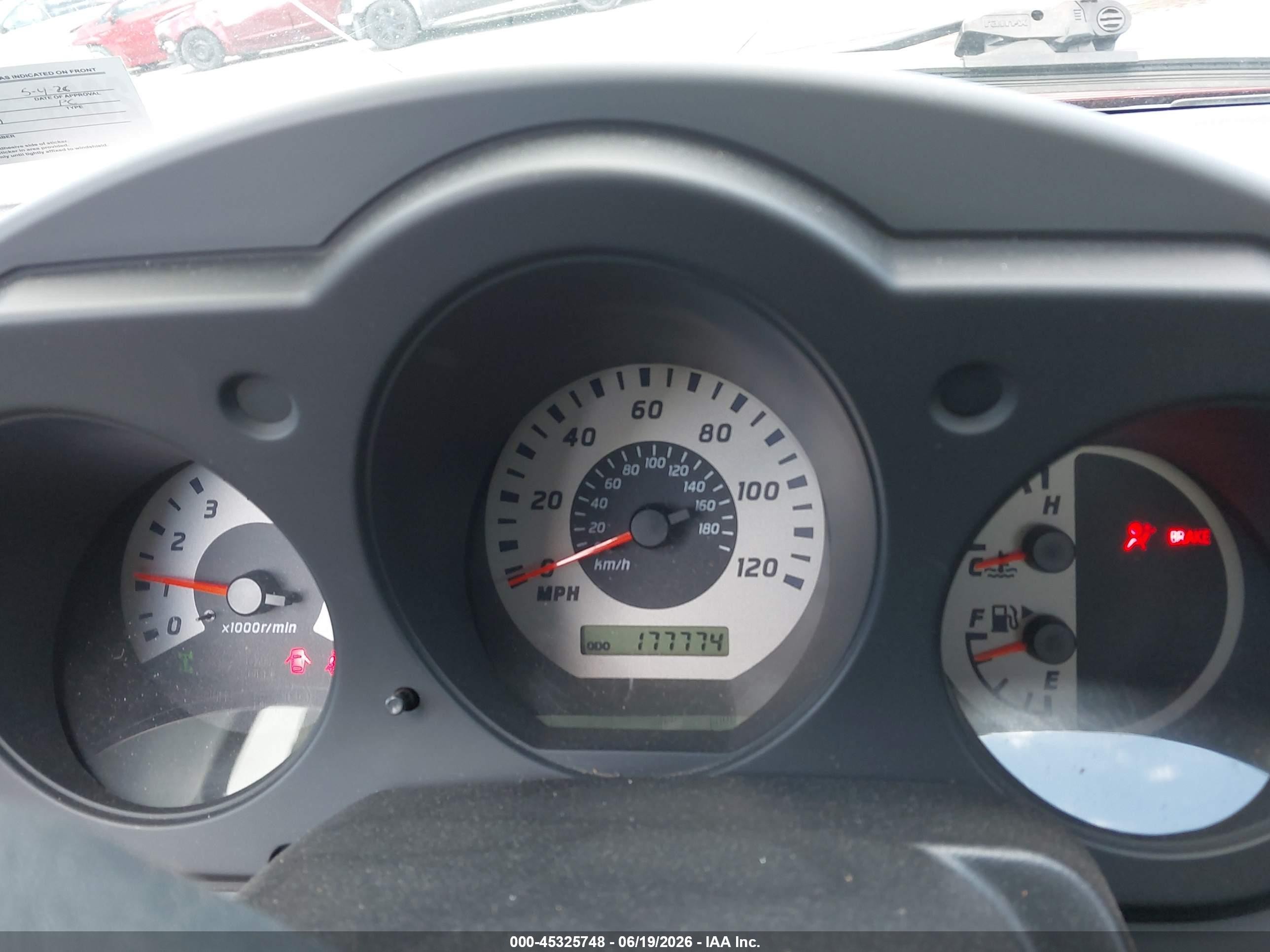 2004 Nissan Frontier Xe-v6 Red vin: 1N6ED26Y04C426131