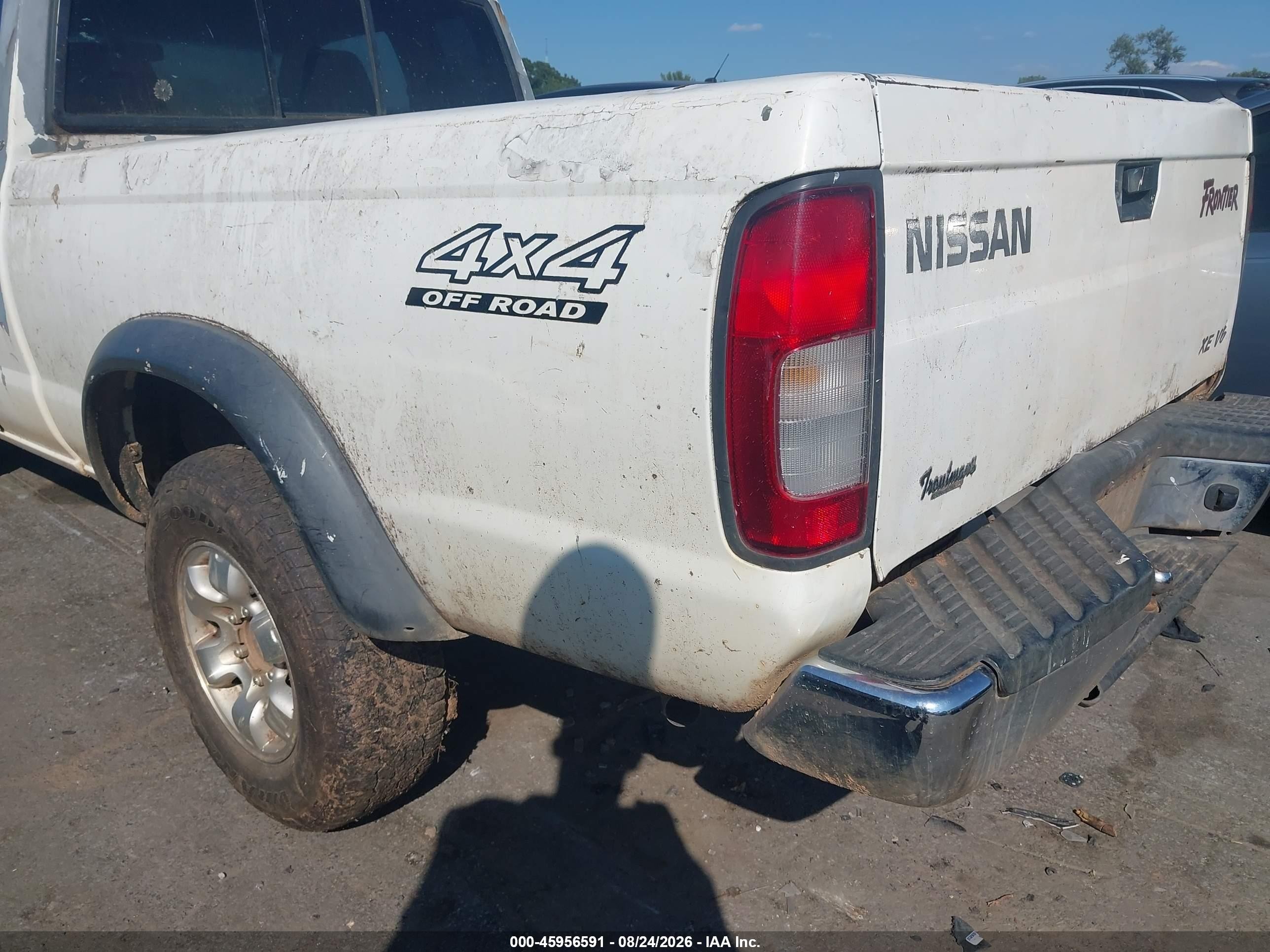 1999 Nissan Frontier Se-v6/xe-v6 White vin: 1N6ED26Y0XC311677