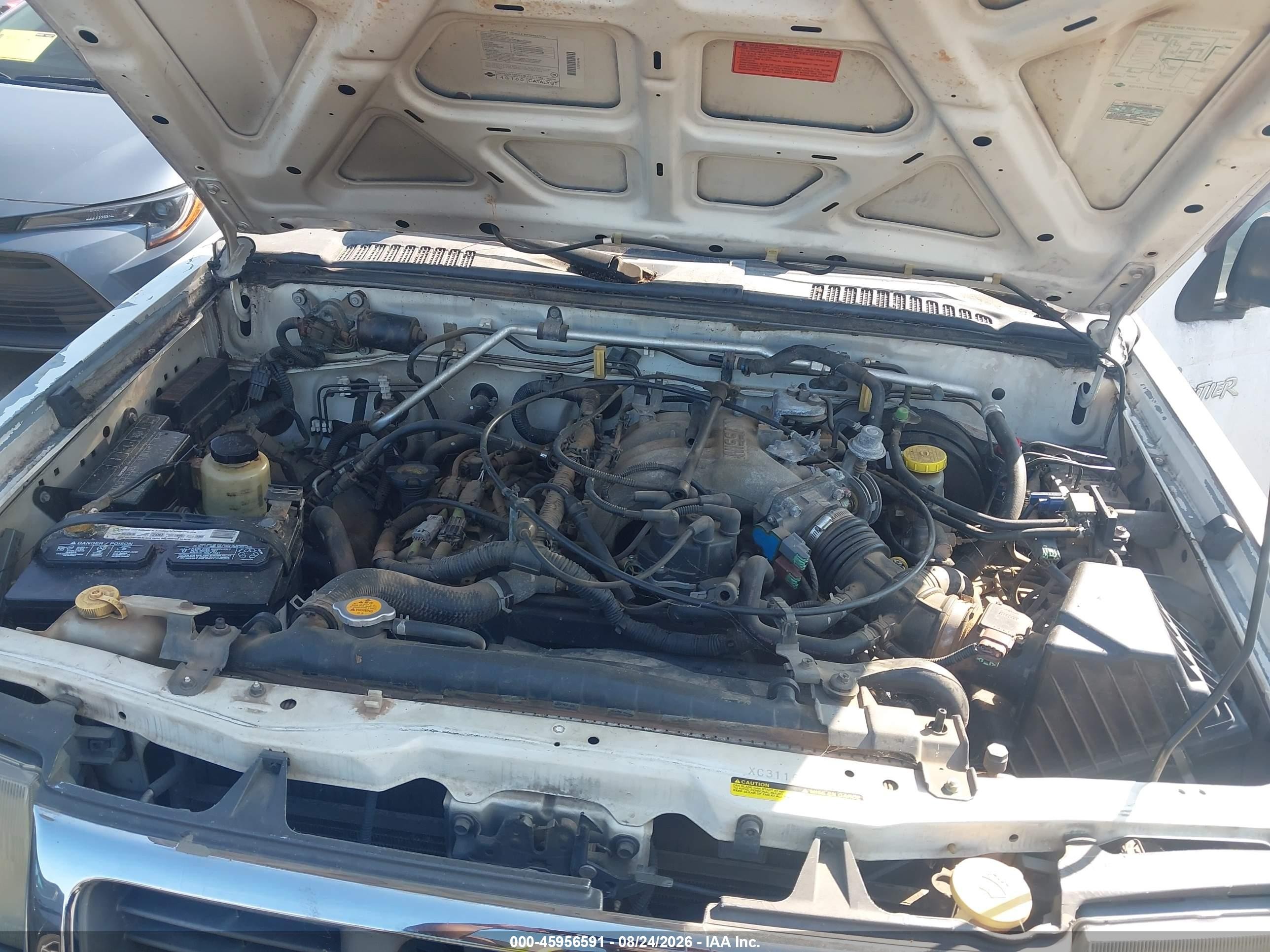 1999 Nissan Frontier Se-v6/xe-v6 White vin: 1N6ED26Y0XC311677