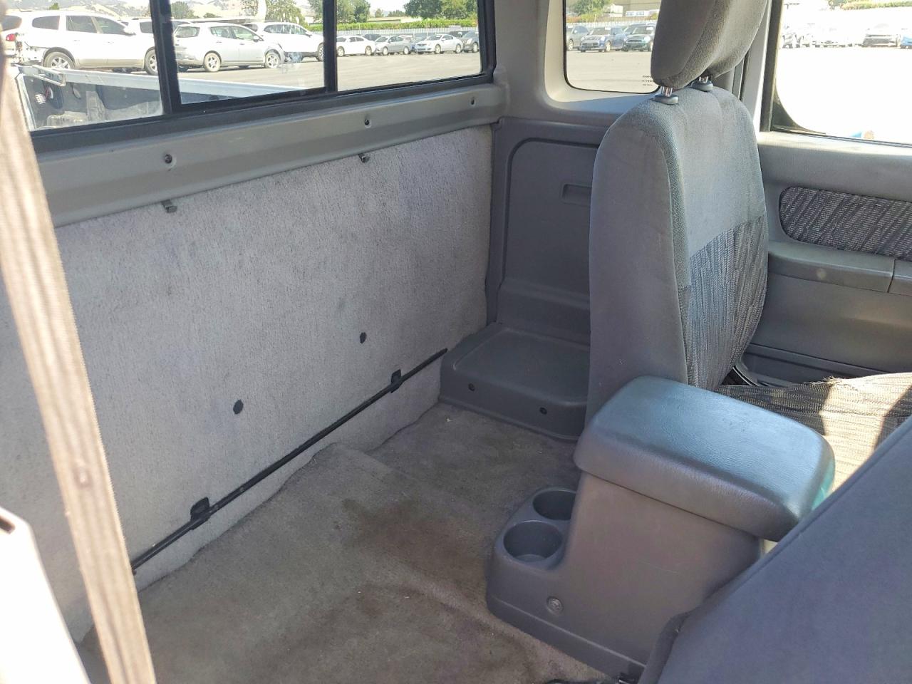 2000 Nissan Frontier Xe-v6 Gray vin: 1N6ED26Y3YC376590
