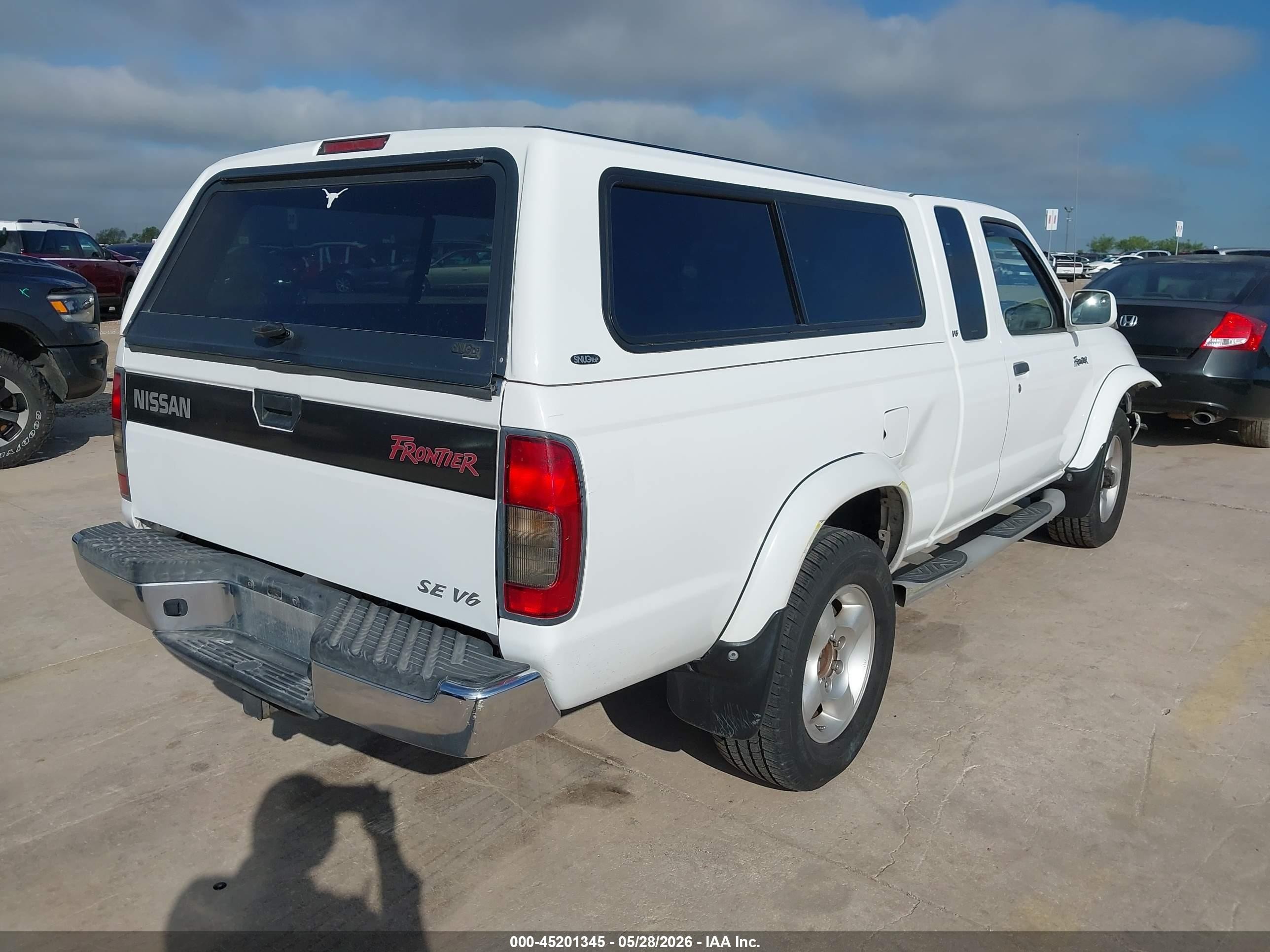 2000 Nissan Frontier Se-v6/xe-v6 White vin: 1N6ED26Y6YC369326