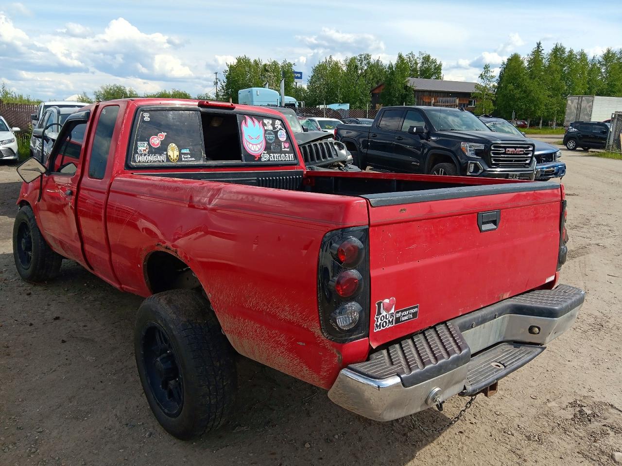 2000 Nissan Frontier Xe-v6 Red vin: 1N6ED26Y6YC429573