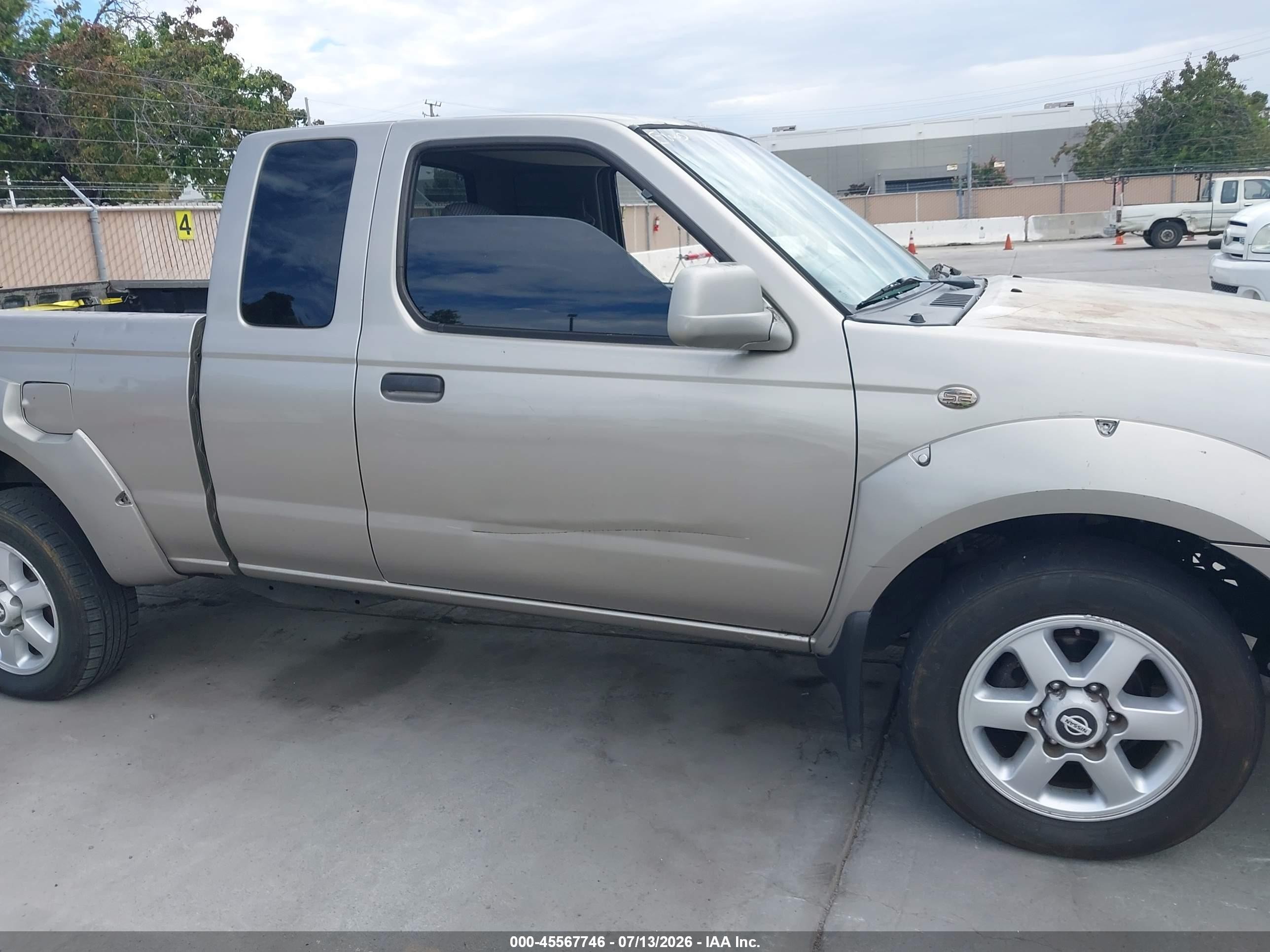 2001 Nissan Frontier Se-v6 Золотой vin: 1N6ED26Y71C374766