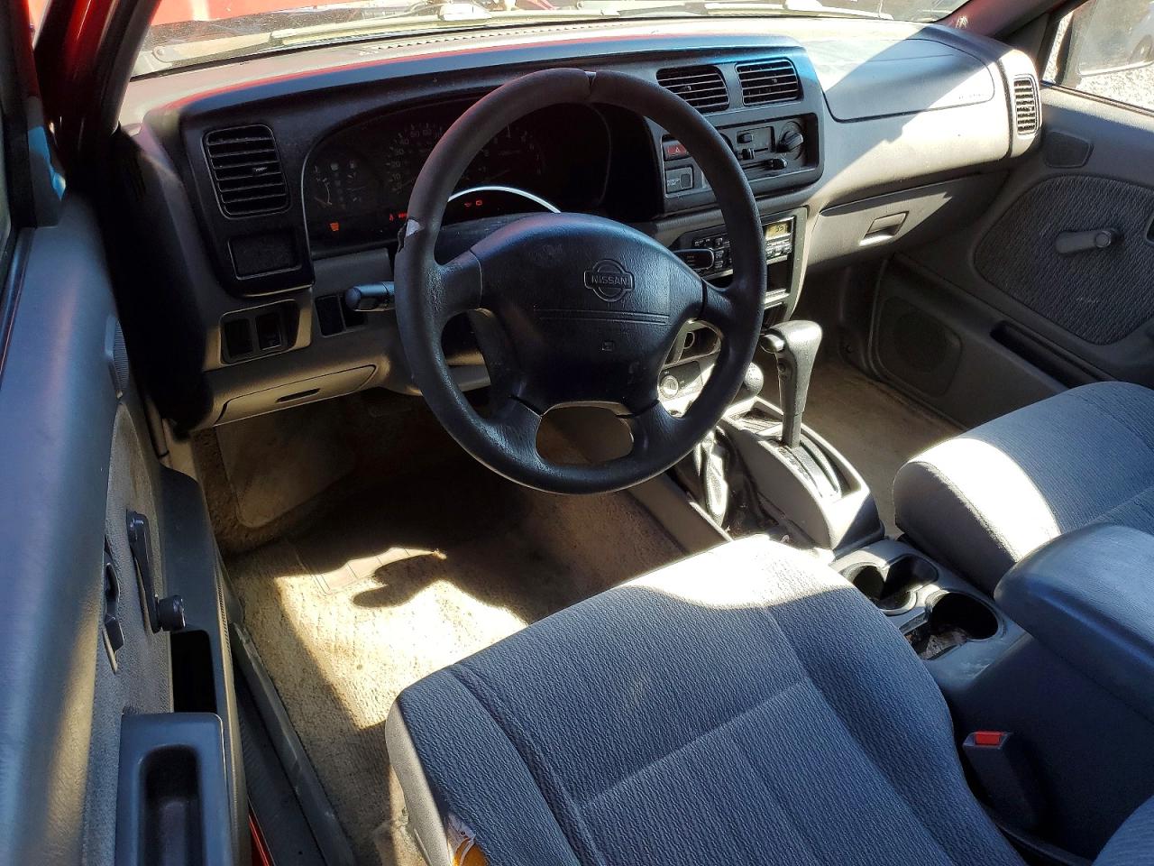2000 Nissan Frontier Xe-v6 Red vin: 1N6ED26Y7YC331927