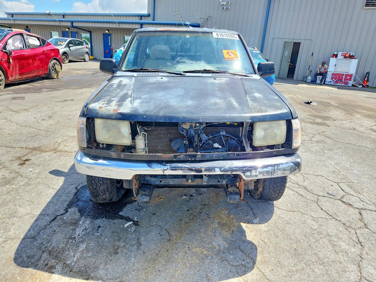1999 Nissan Frontier Xe-v6 Blue vin: 1N6ED26Y8XC303973