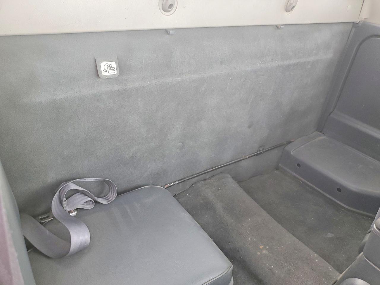2002 Nissan Frontier Красный vin: 1N6ED26YX2C381258