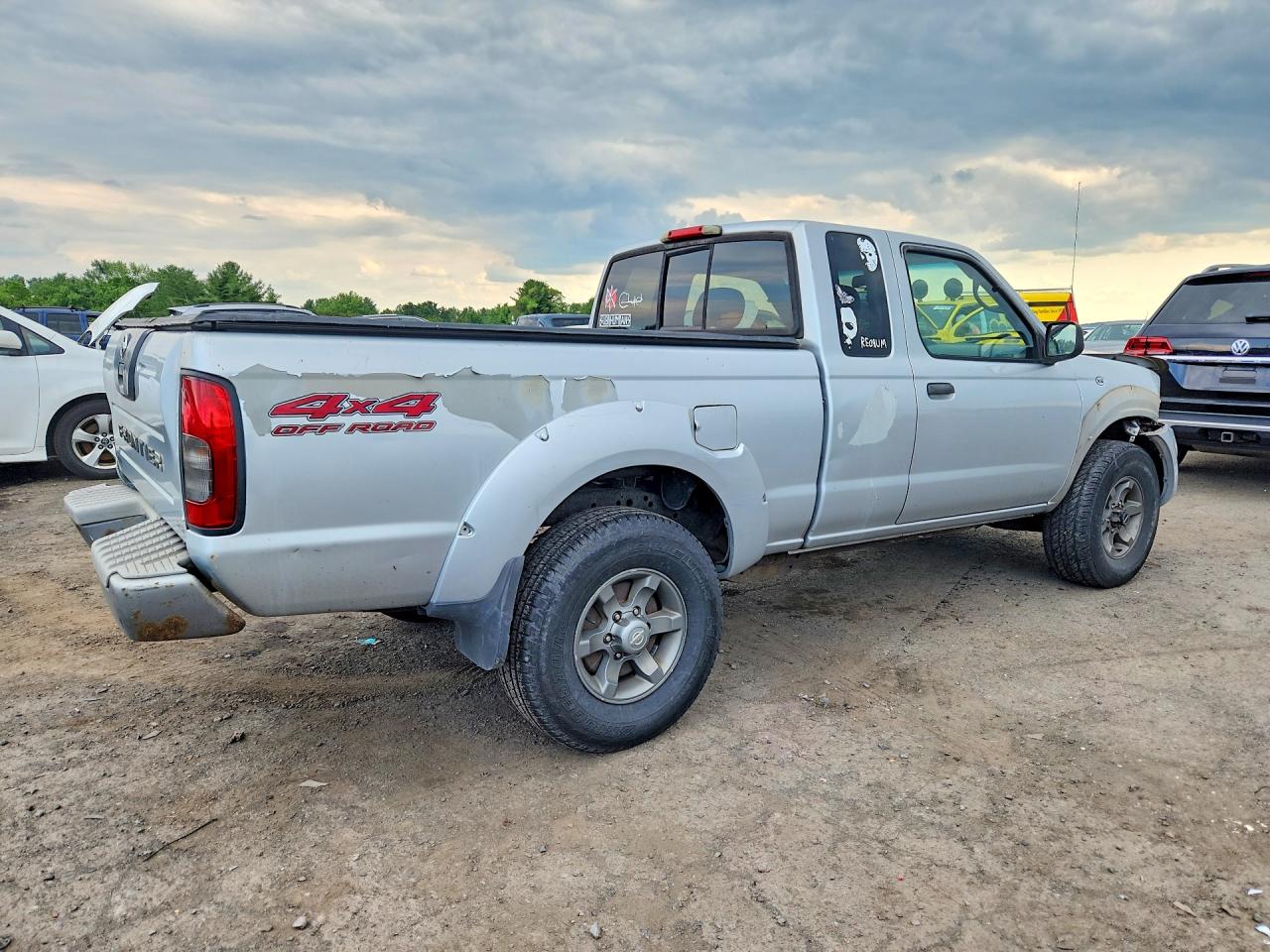 2003 Nissan Frontier Xe-v6 Серебряный vin: 1N6ED26YX3C456087