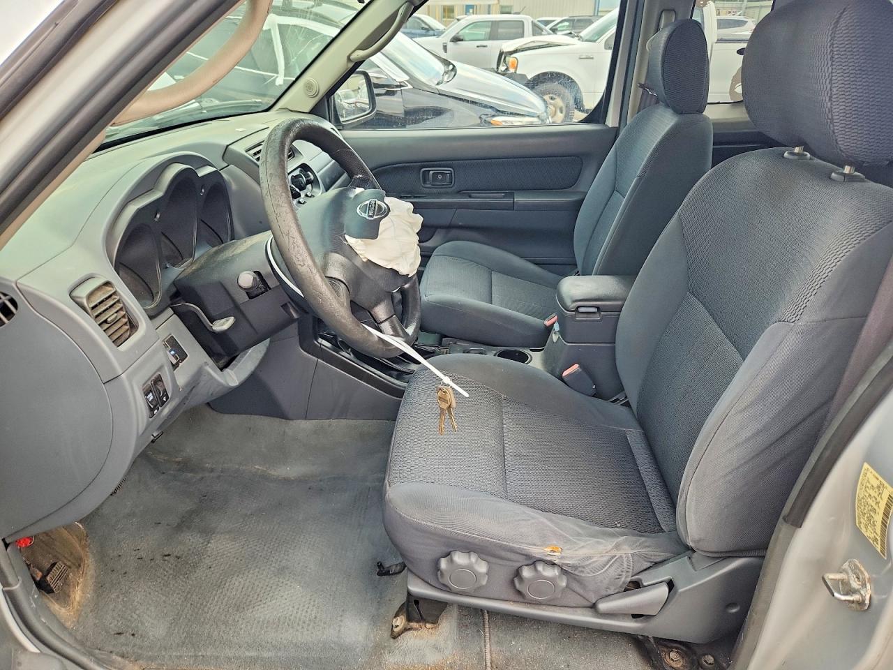 2003 Nissan Frontier Xe-v6 Серебряный vin: 1N6ED26YX3C456087