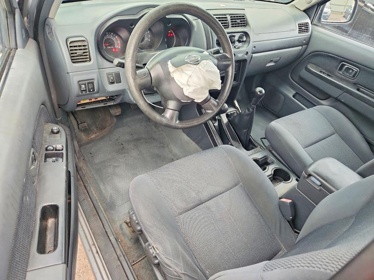 2003 Nissan Frontier Xe-v6 Серебряный vin: 1N6ED26YX3C456087