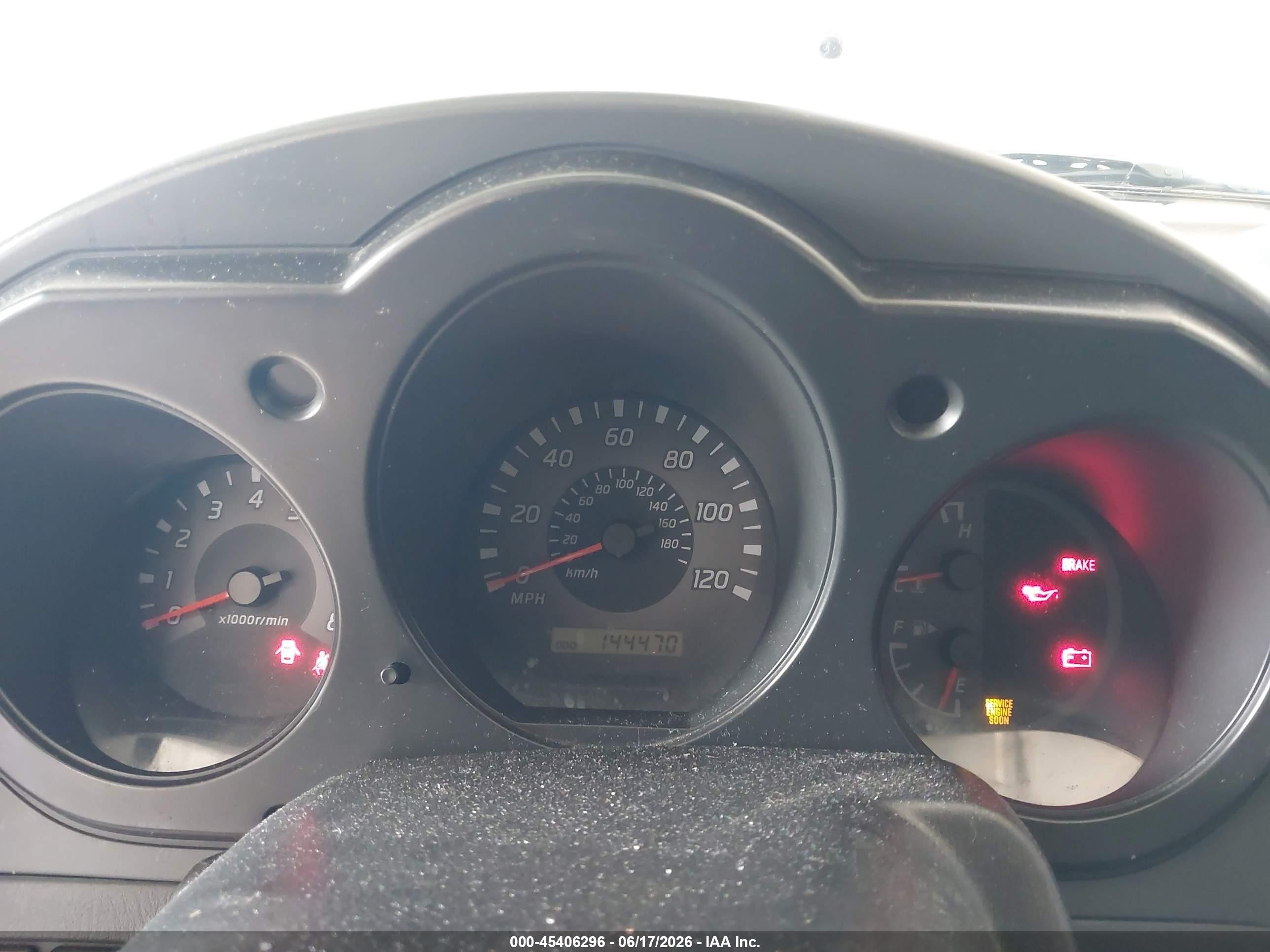 2002 Nissan Frontier Xe-v6 Silver vin: 1N6ED27T02C368229