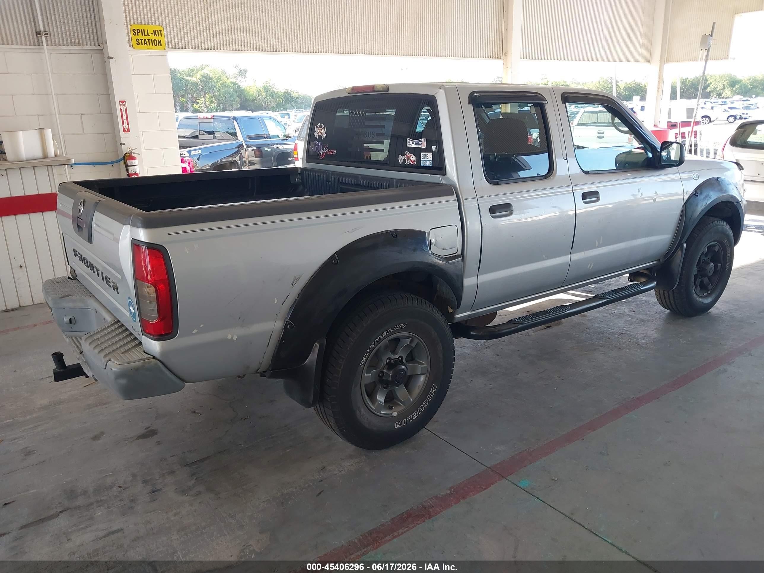 2002 Nissan Frontier Xe-v6 Silver vin: 1N6ED27T02C368229