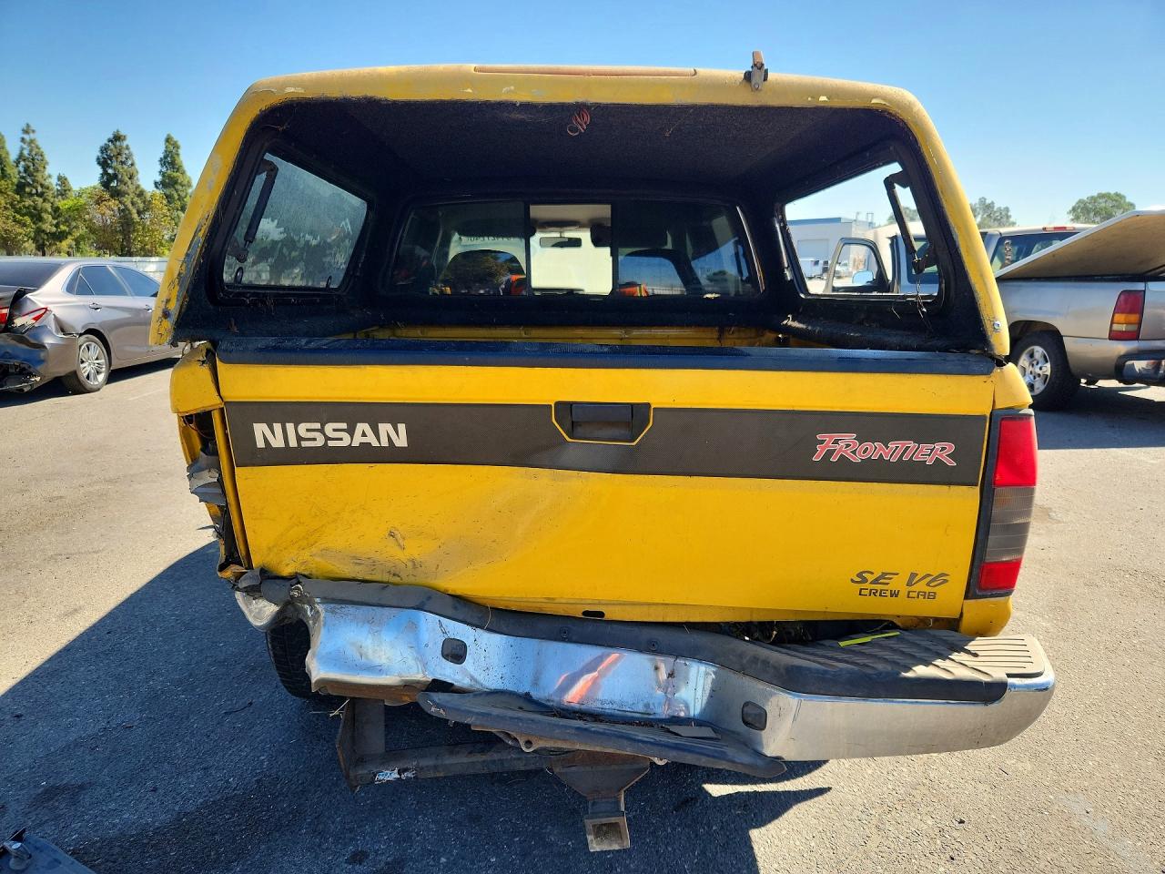 2000 Nissan Frontier Xe Желтый vin: 1N6ED27T1YC397909