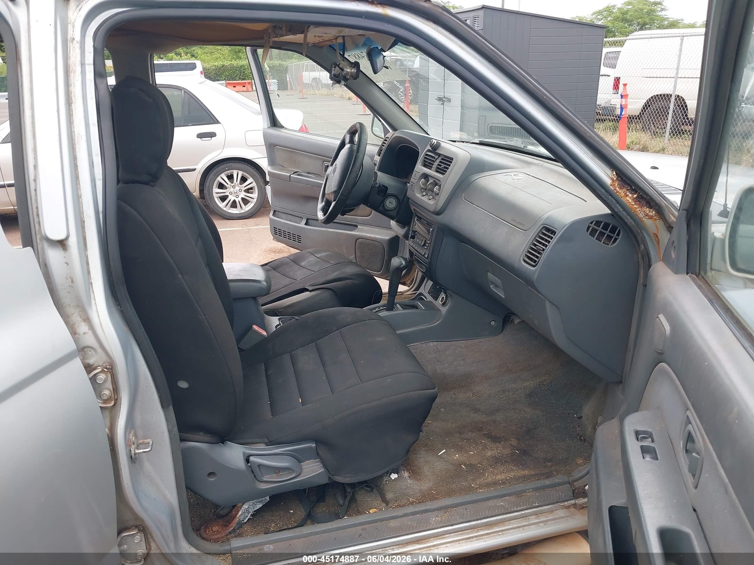 2001 Nissan Frontier Se-v6 Silver vin: 1N6ED27T21C361569