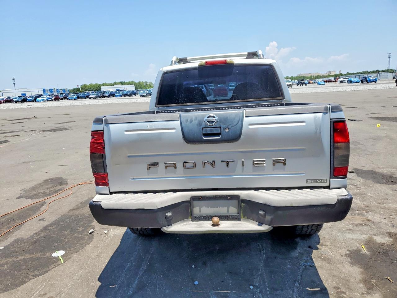 2003 Nissan Frontier Xe-v6 Серебряный vin: 1N6ED27T23C421014
