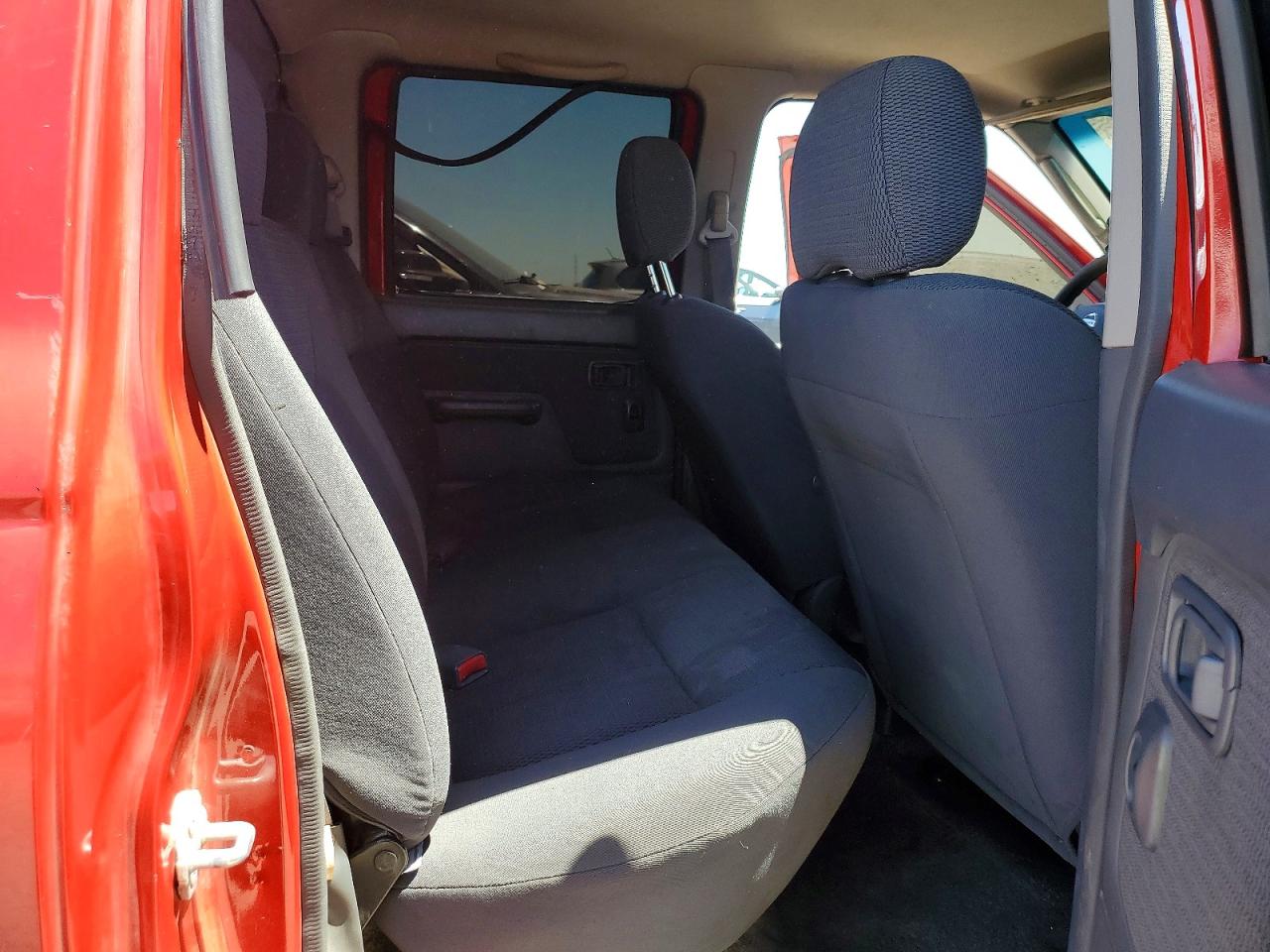 2003 Nissan Frontier Xe-v6 Красный vin: 1N6ED27T23C427833