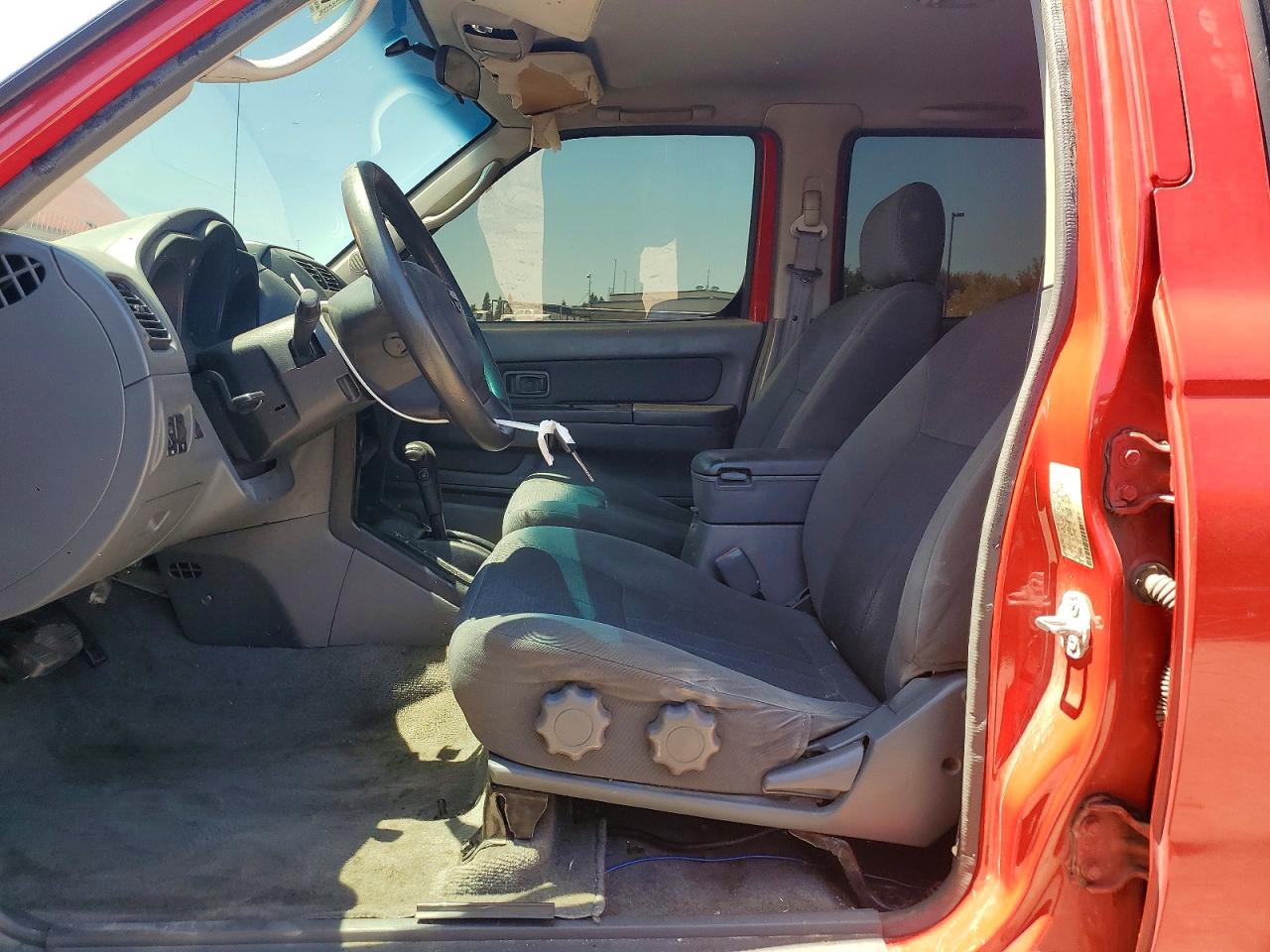 2003 Nissan Frontier Xe-v6 Красный vin: 1N6ED27T23C427833
