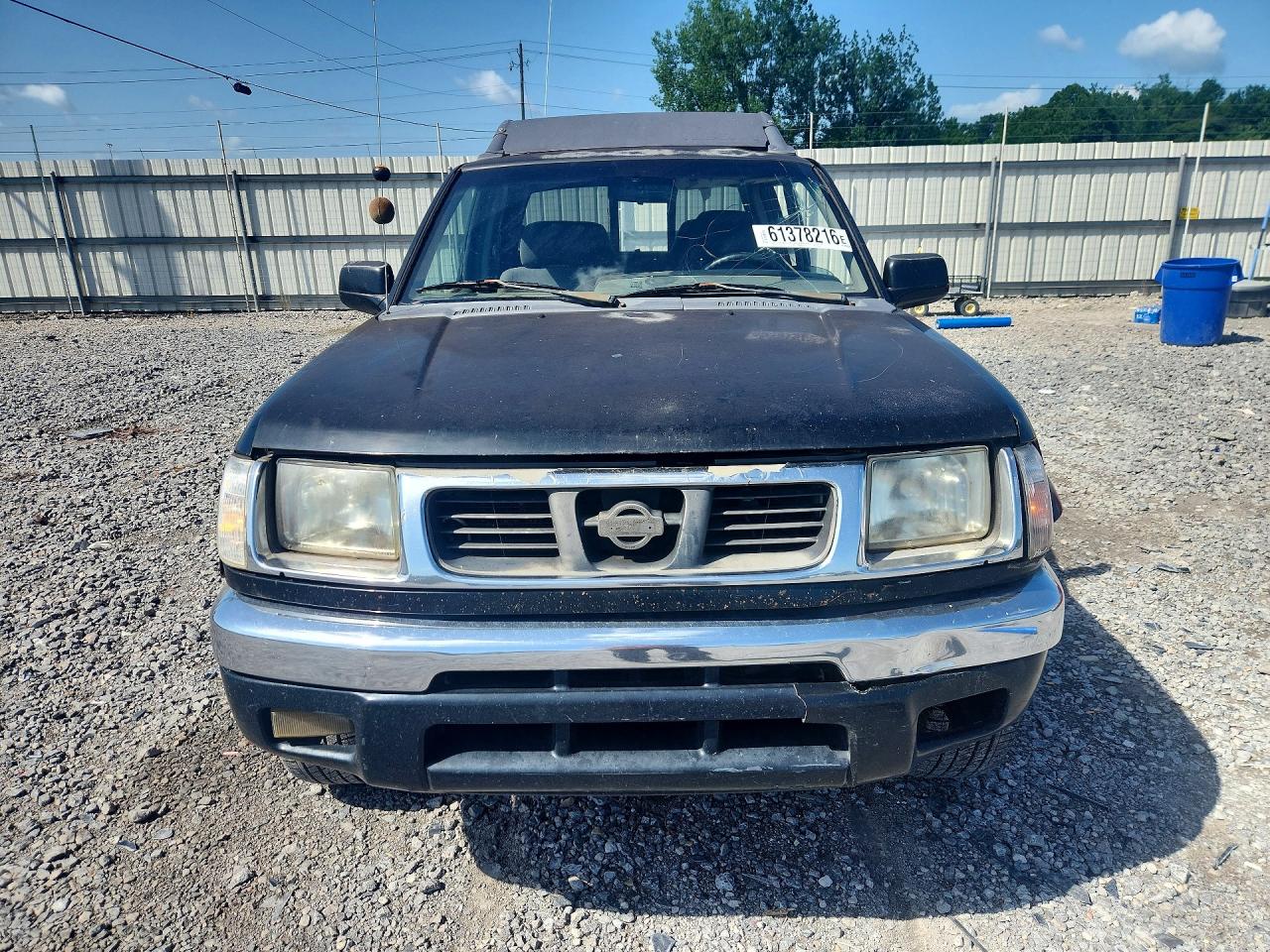 2000 Nissan Frontier Black vin: 1N6ED27T2YC378124