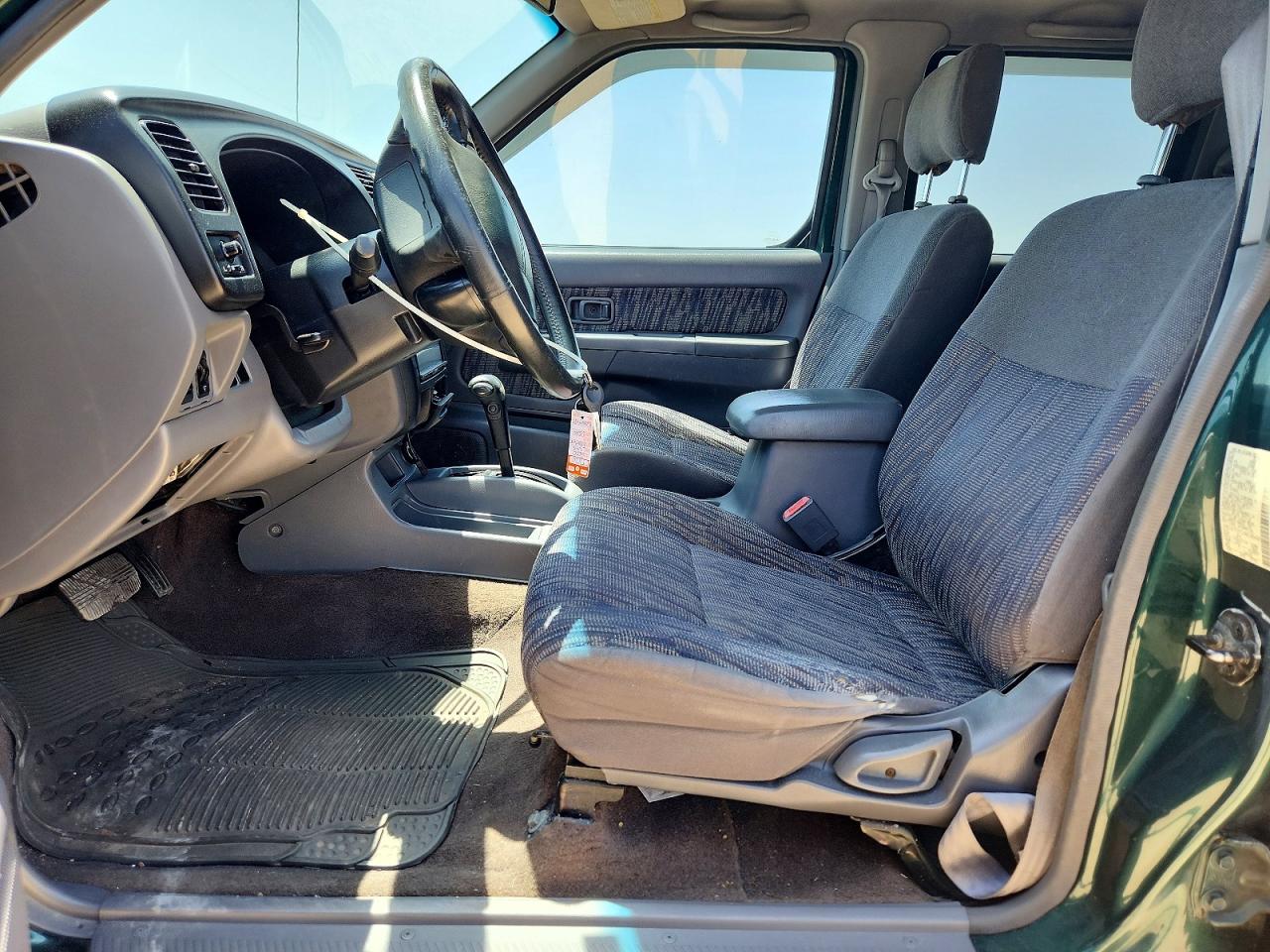 2000 Nissan Frontier Xe Green vin: 1N6ED27T2YC403040