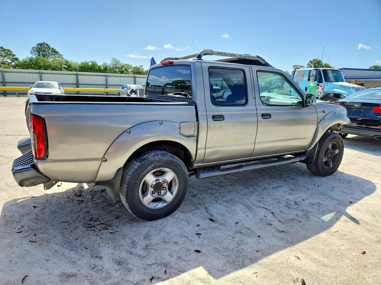 2001 Nissan Frontier Xe Серый vin: 1N6ED27T31C318844