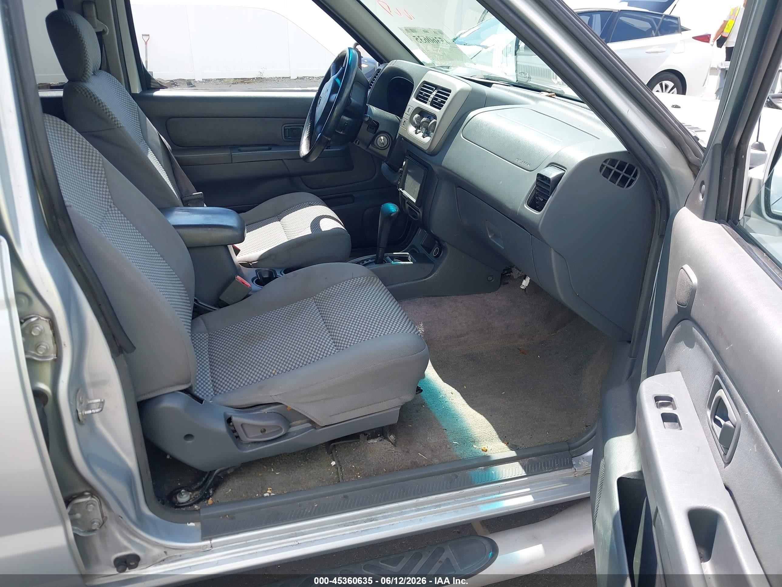 2001 Nissan Frontier Se-v6 Silver vin: 1N6ED27T31C334087