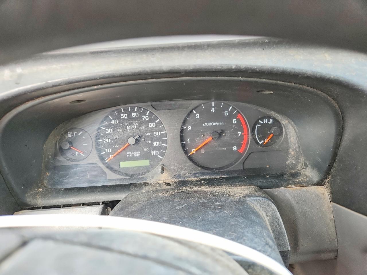 2000 Nissan Frontier Xe Red vin: 1N6ED27T3YC343379