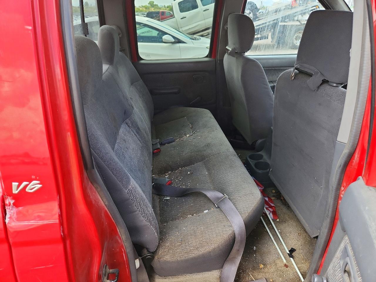 2000 Nissan Frontier Xe Red vin: 1N6ED27T3YC343379