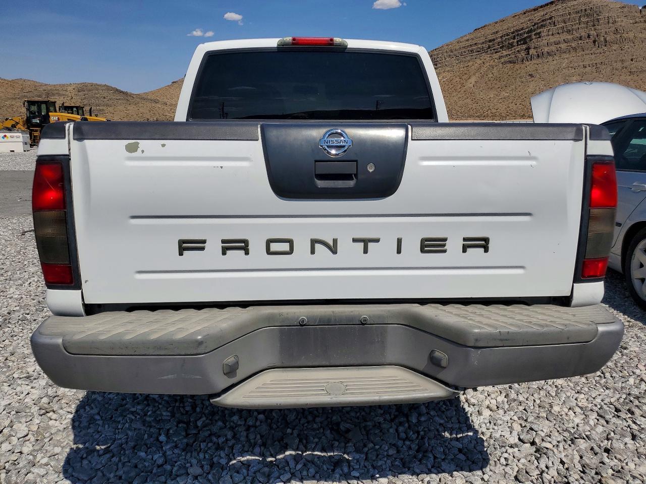 2004 Nissan Frontier Crew Cab Xe V6 White vin: 1N6ED27T44C404796