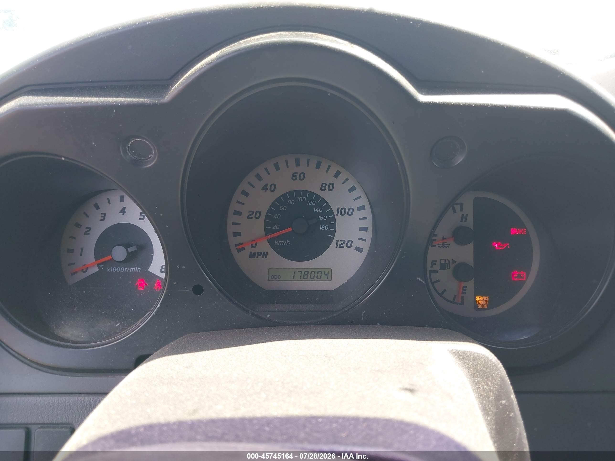 2004 Nissan Frontier Xe-v6 White vin: 1N6ED27T44C448488