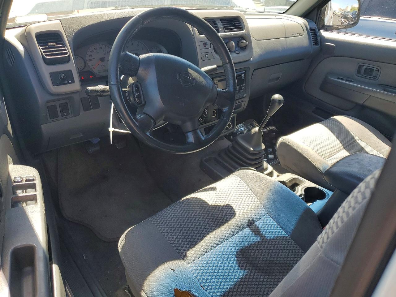 2001 Nissan Frontier Crew Cab Xe/crew Cab Se Silver vin: 1N6ED27T51C371982