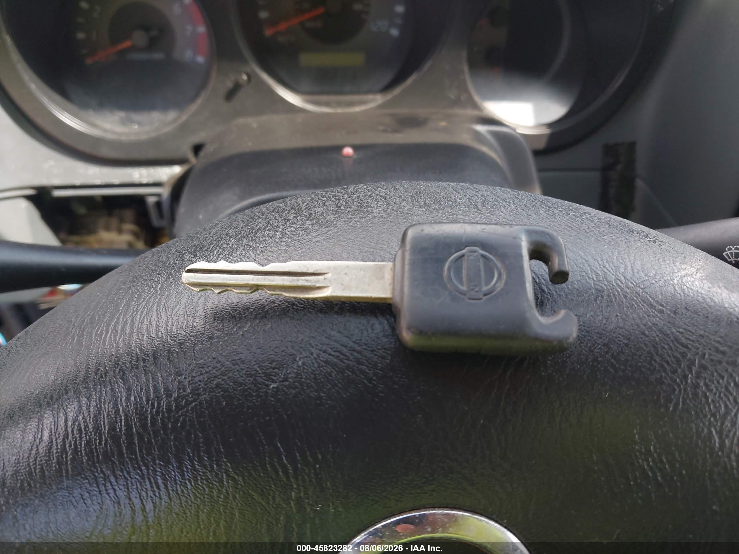2003 Nissan Frontier Xe-v6 Серый vin: 1N6ED27T53C451060