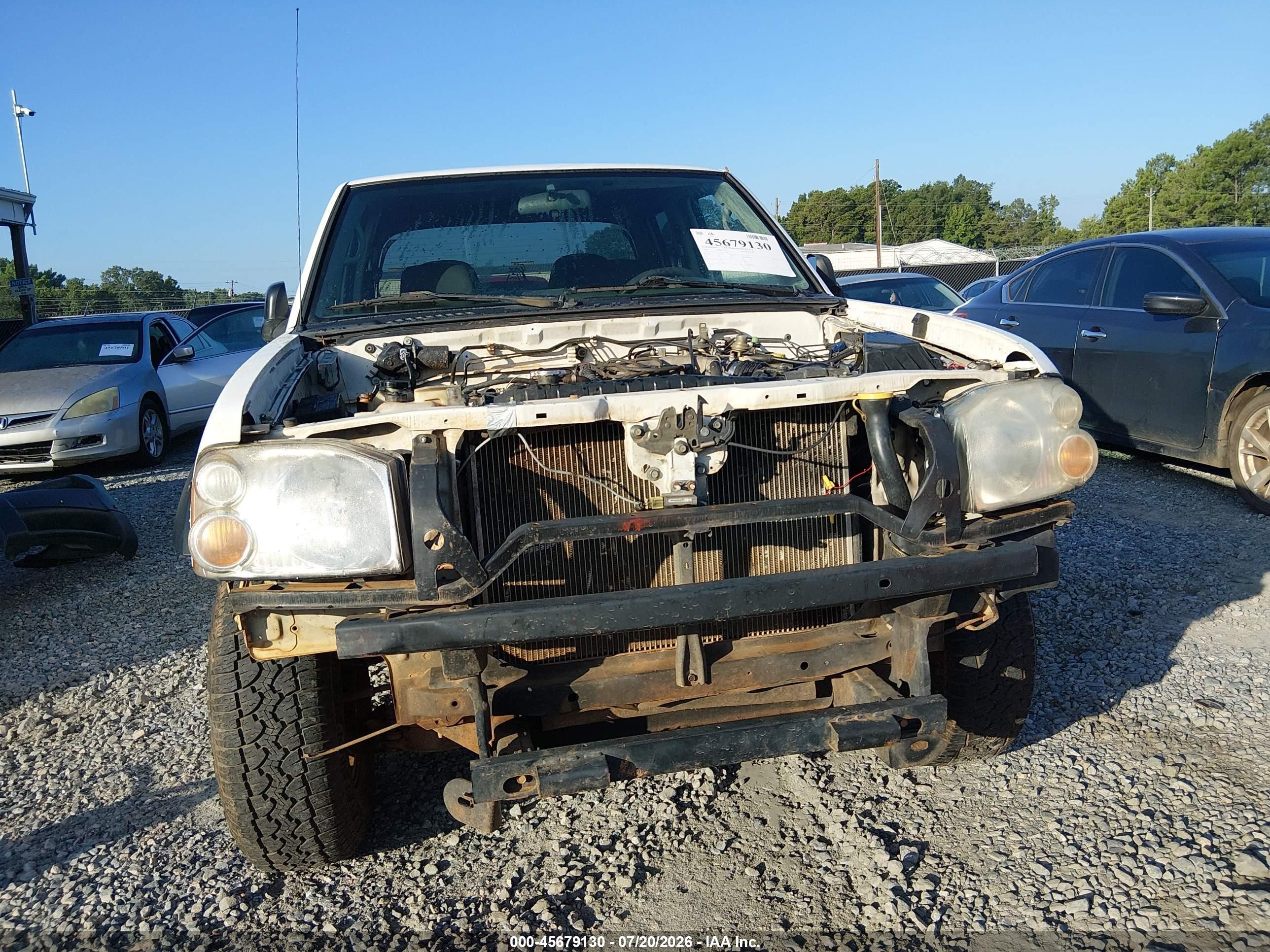 2003 Nissan Frontier Xe-v6 White vin: 1N6ED27T53C461006