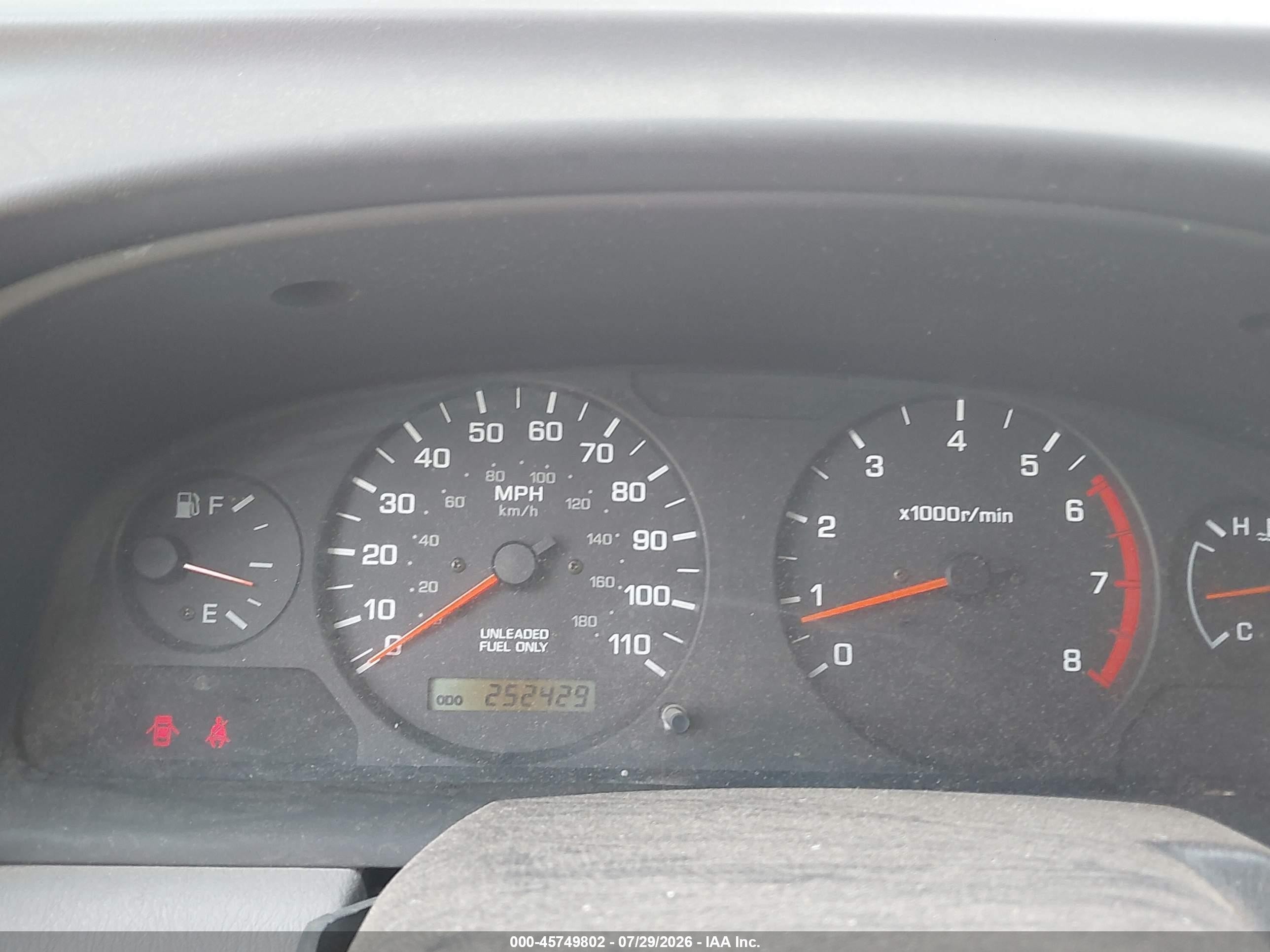 2000 Nissan Frontier Se-v6/xe-v6 White vin: 1N6ED27T5YC364671
