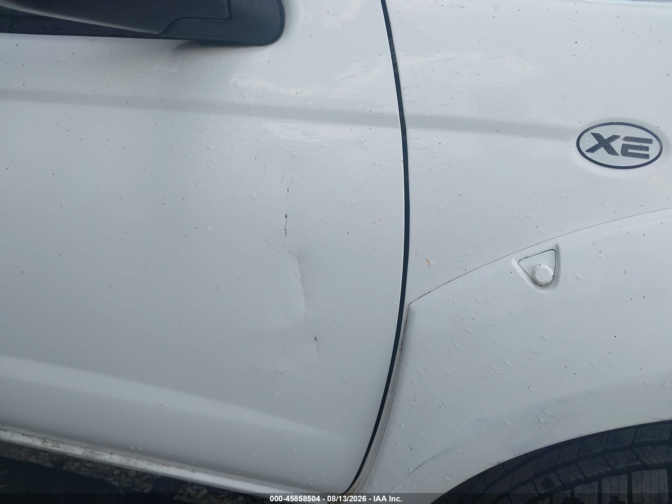 2004 Nissan Frontier Xe-v6 Белый vin: 1N6ED27T64C451294