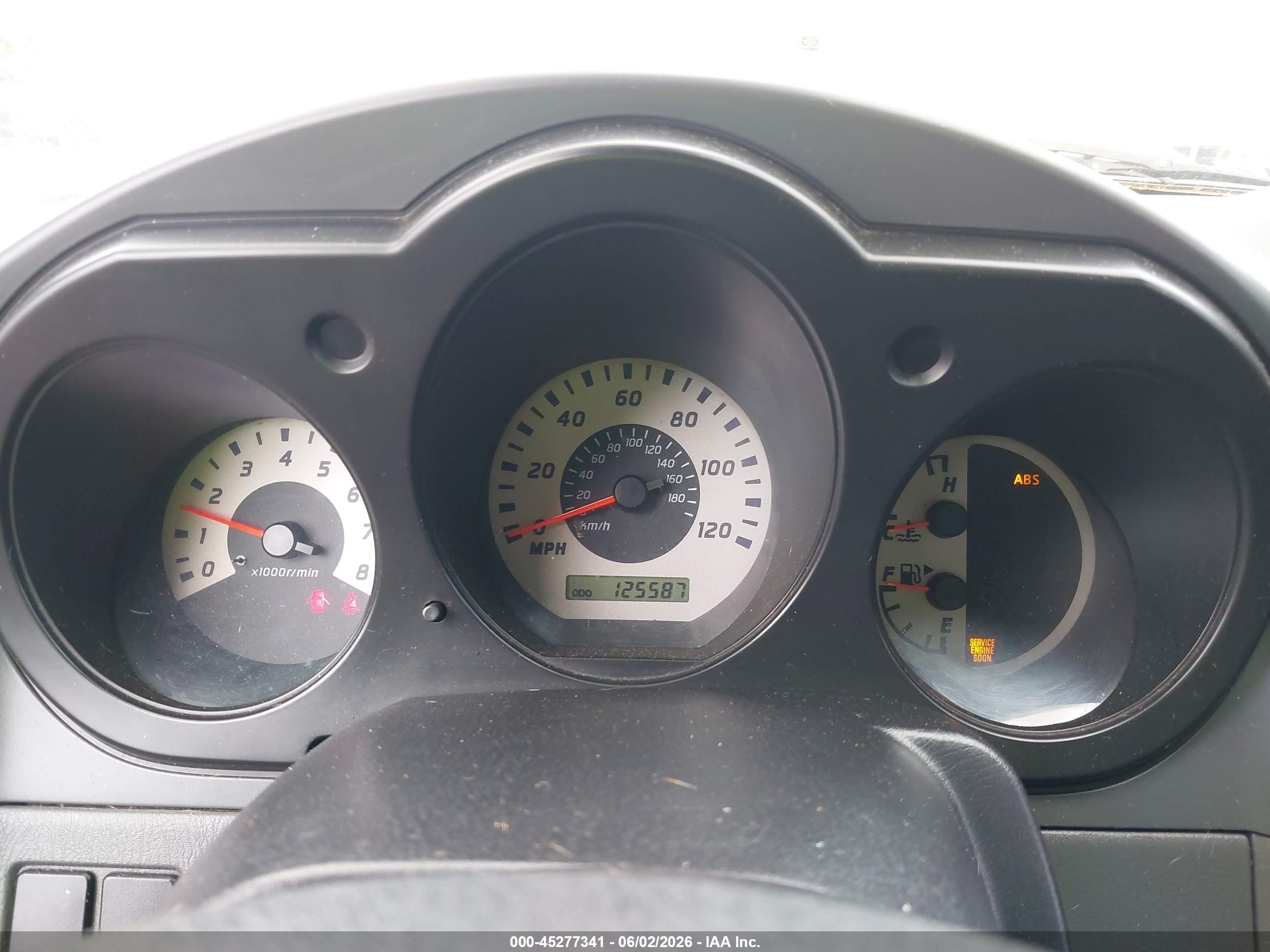 2004 Nissan Frontier Xe-v6 Silver vin: 1N6ED27T64C466121