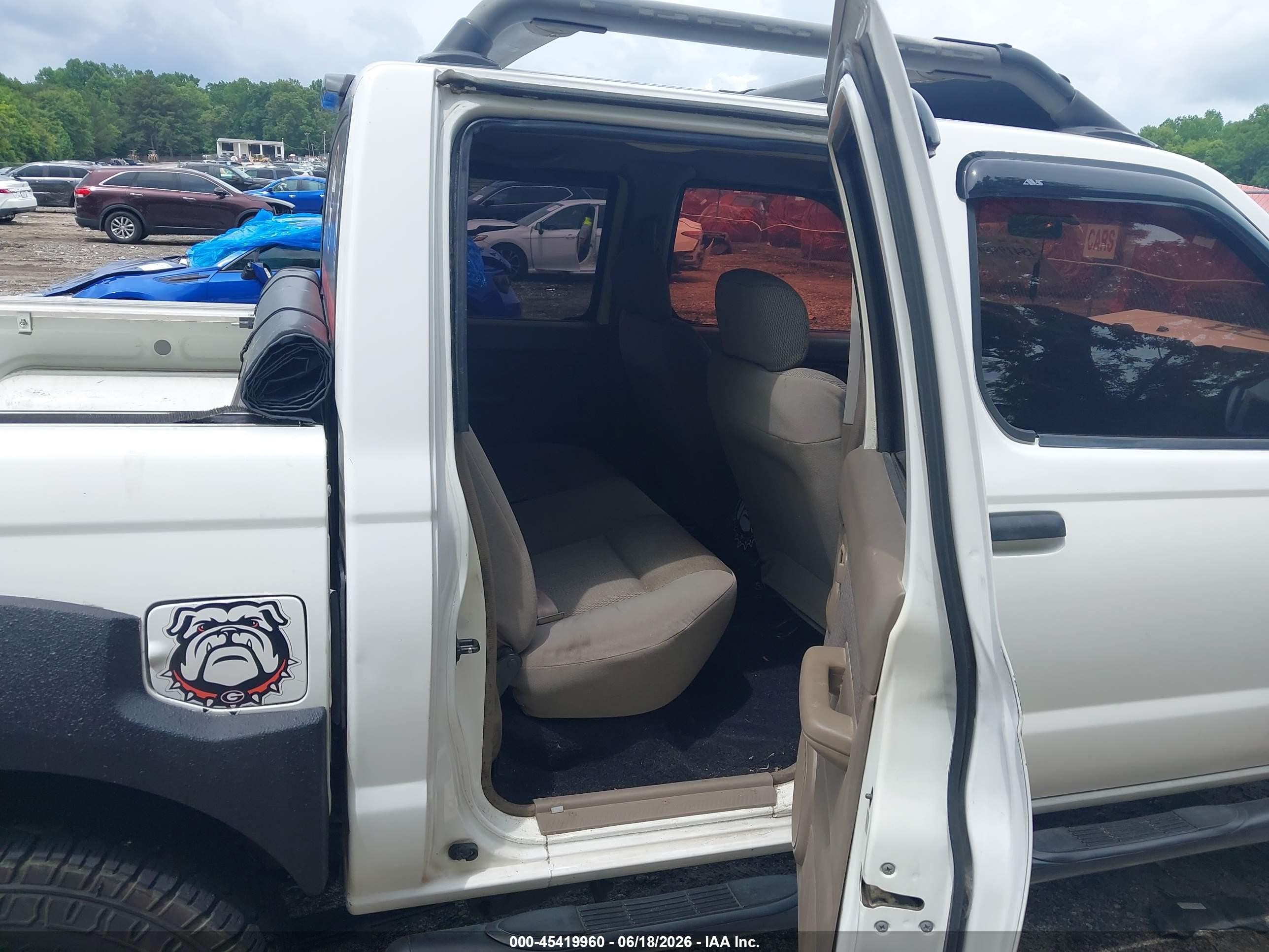 2001 Nissan Frontier Xe-v6 White vin: 1N6ED27T71C314683