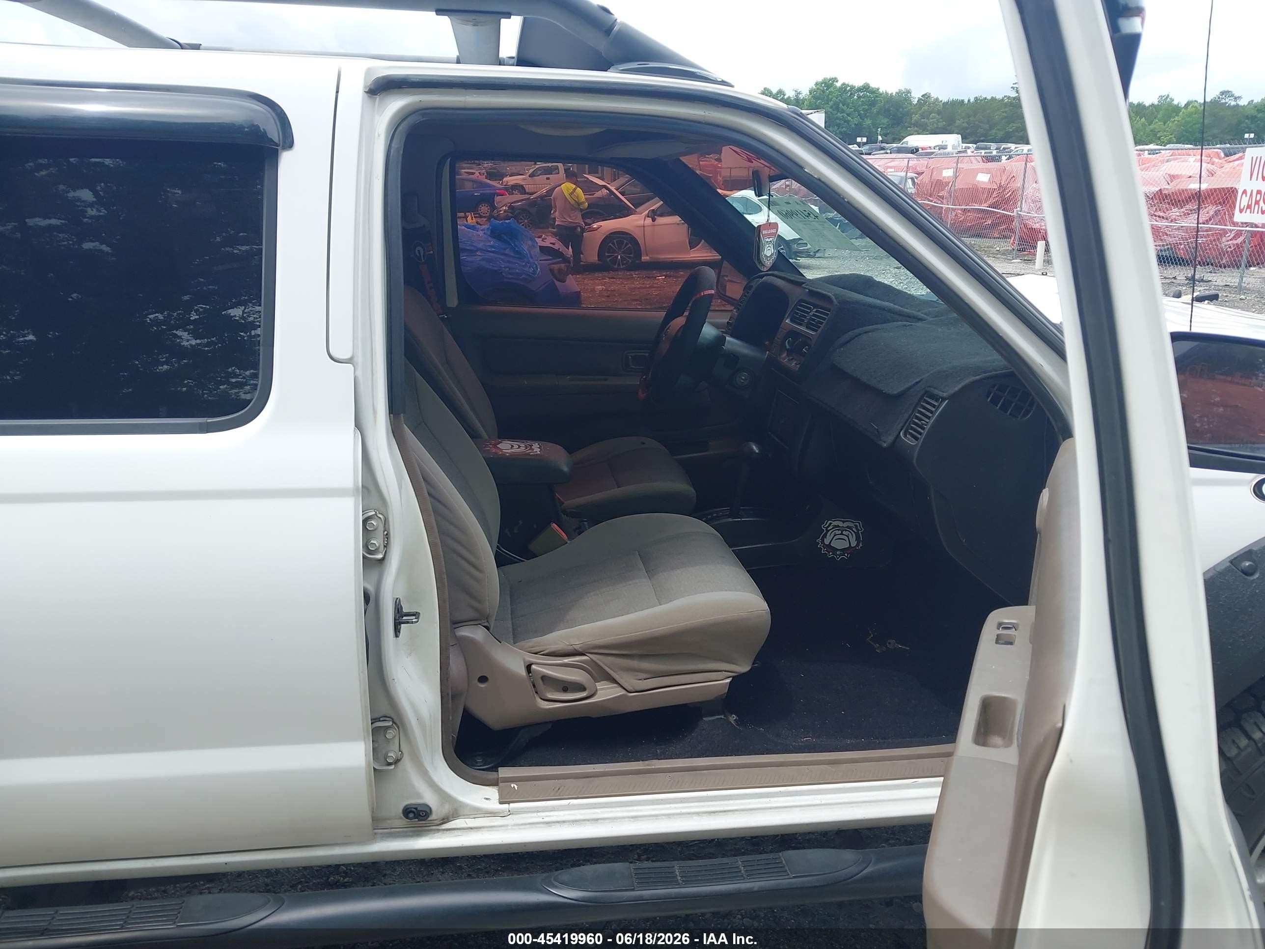 2001 Nissan Frontier Xe-v6 White vin: 1N6ED27T71C314683