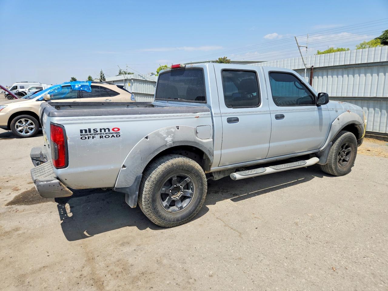 2002 Nissan Frontier Xe-v6 Серебряный vin: 1N6ED27T82C393699