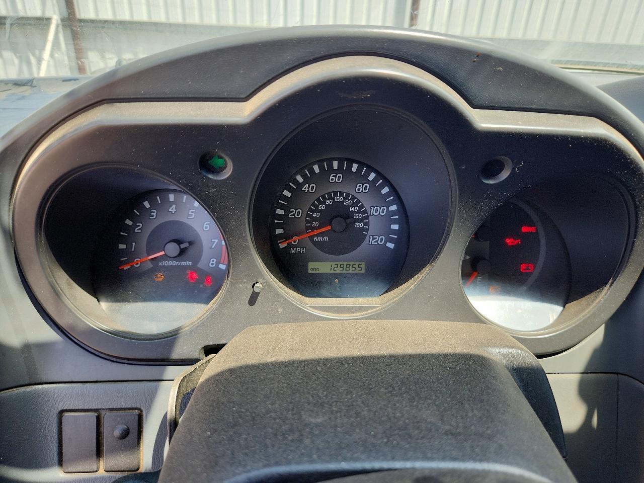 2002 Nissan Frontier Xe-v6 Серебряный vin: 1N6ED27T82C393699