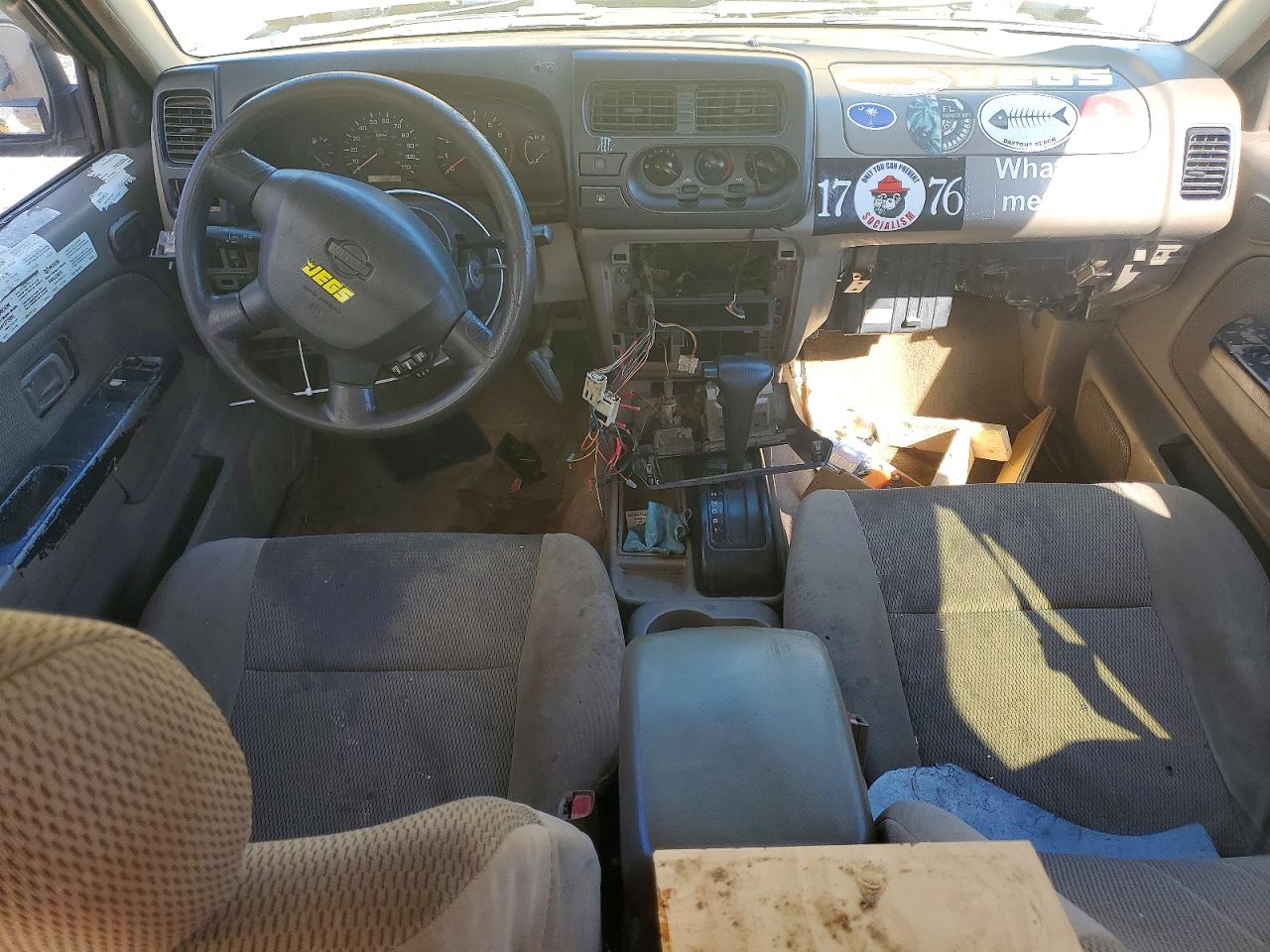 2001 Nissan Frontier Xe Tan vin: 1N6ED27T91C309078