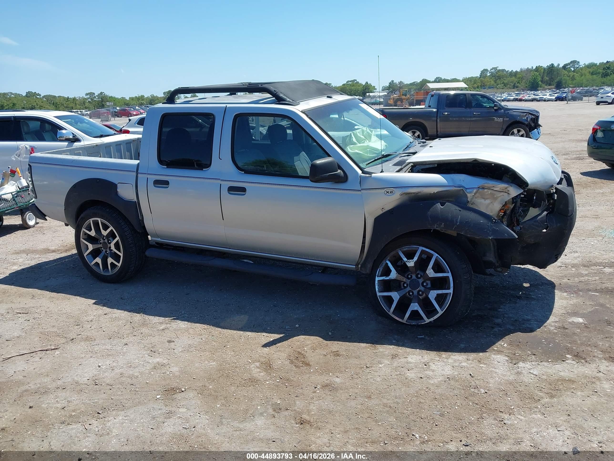 2001 Nissan Frontier Xe-v6 Серебряный vin: 1N6ED27T91C388641