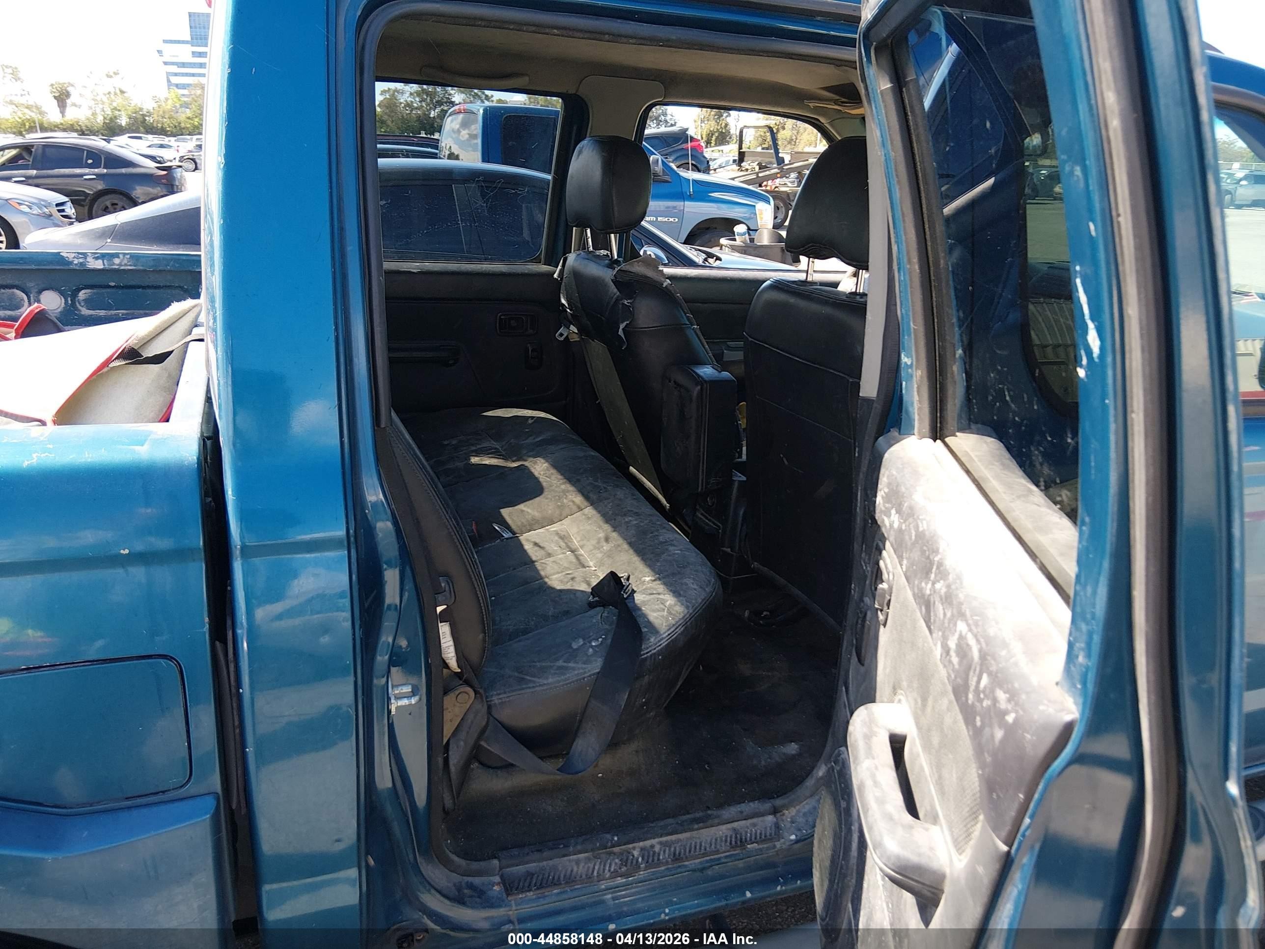 2004 Nissan Frontier Le V6 Blue vin: 1N6ED27TX4C458068