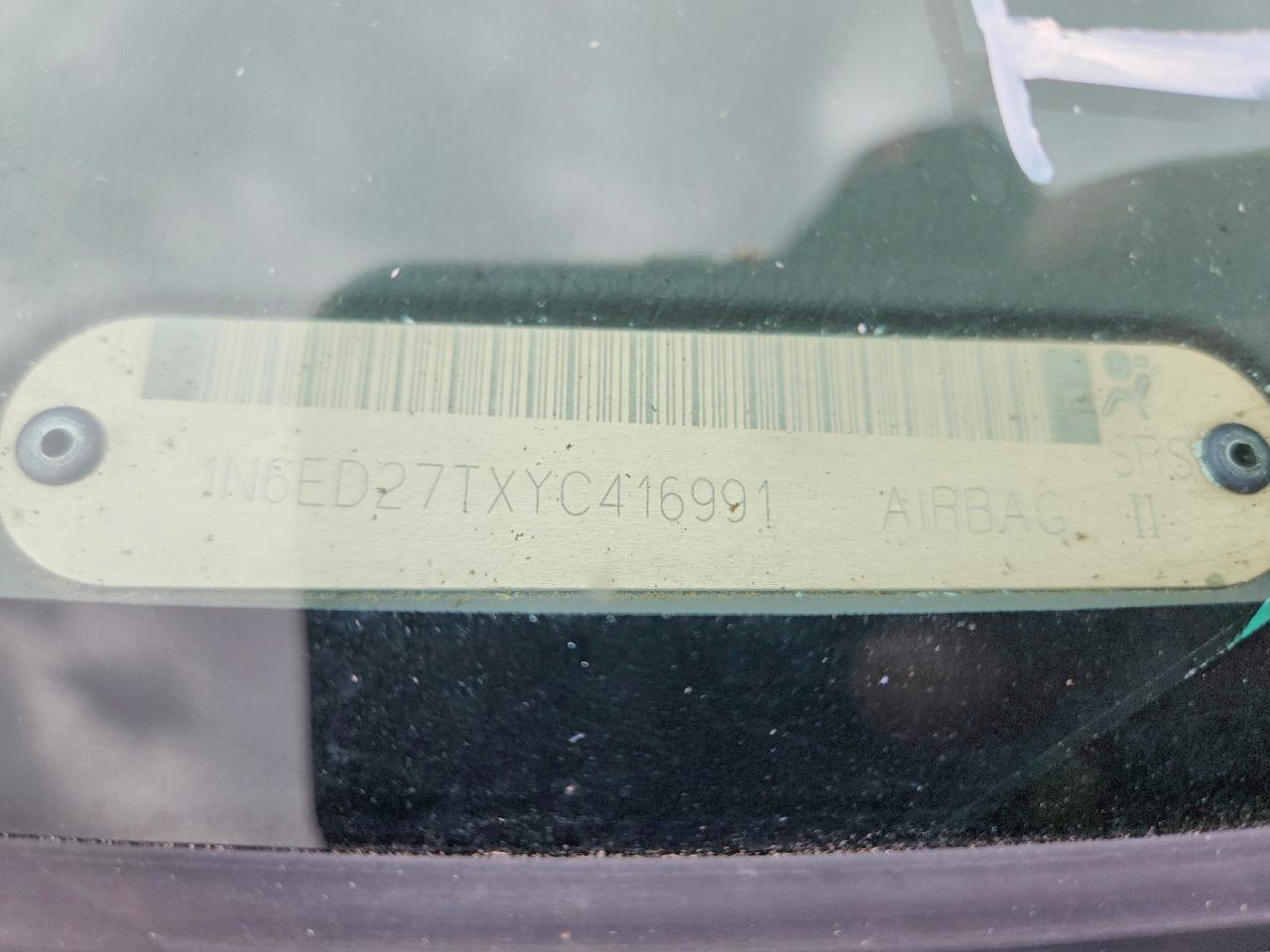 2000 Nissan Frontier Xe Tan vin: 1N6ED27TXYC416991